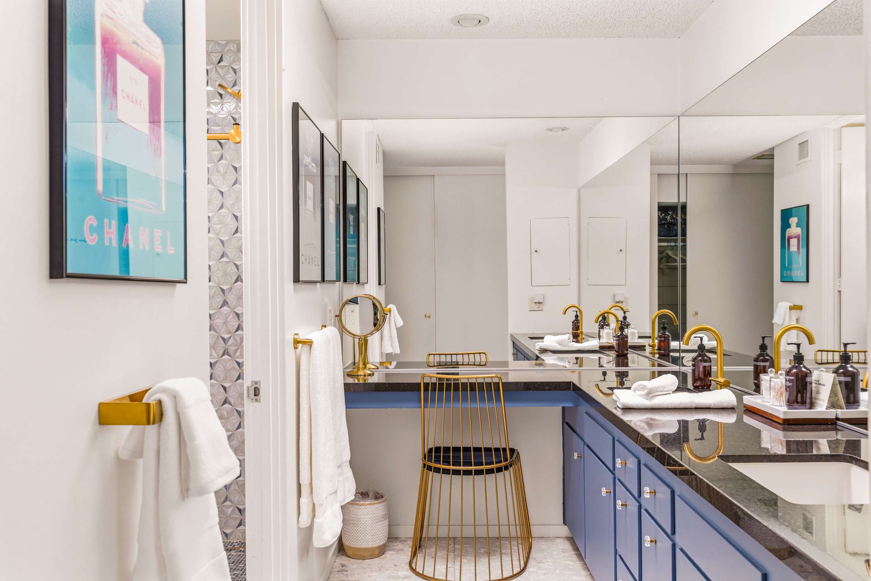 Primary Bathroom | Sandpiper Empress in Palm Desert, California by Luxus Vacation Properties