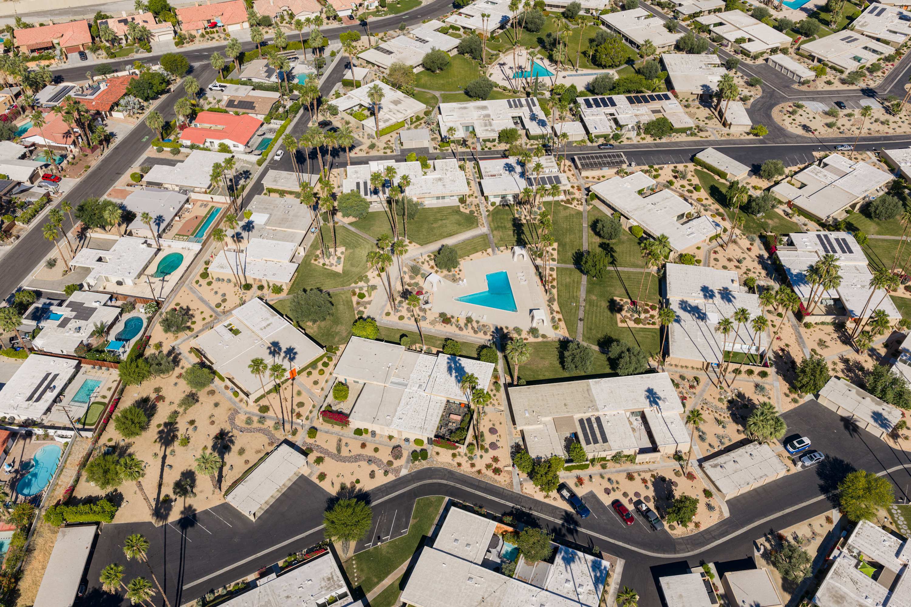 Sandpiper Empress in Palm Desert, California by Luxus Vacation Properties
