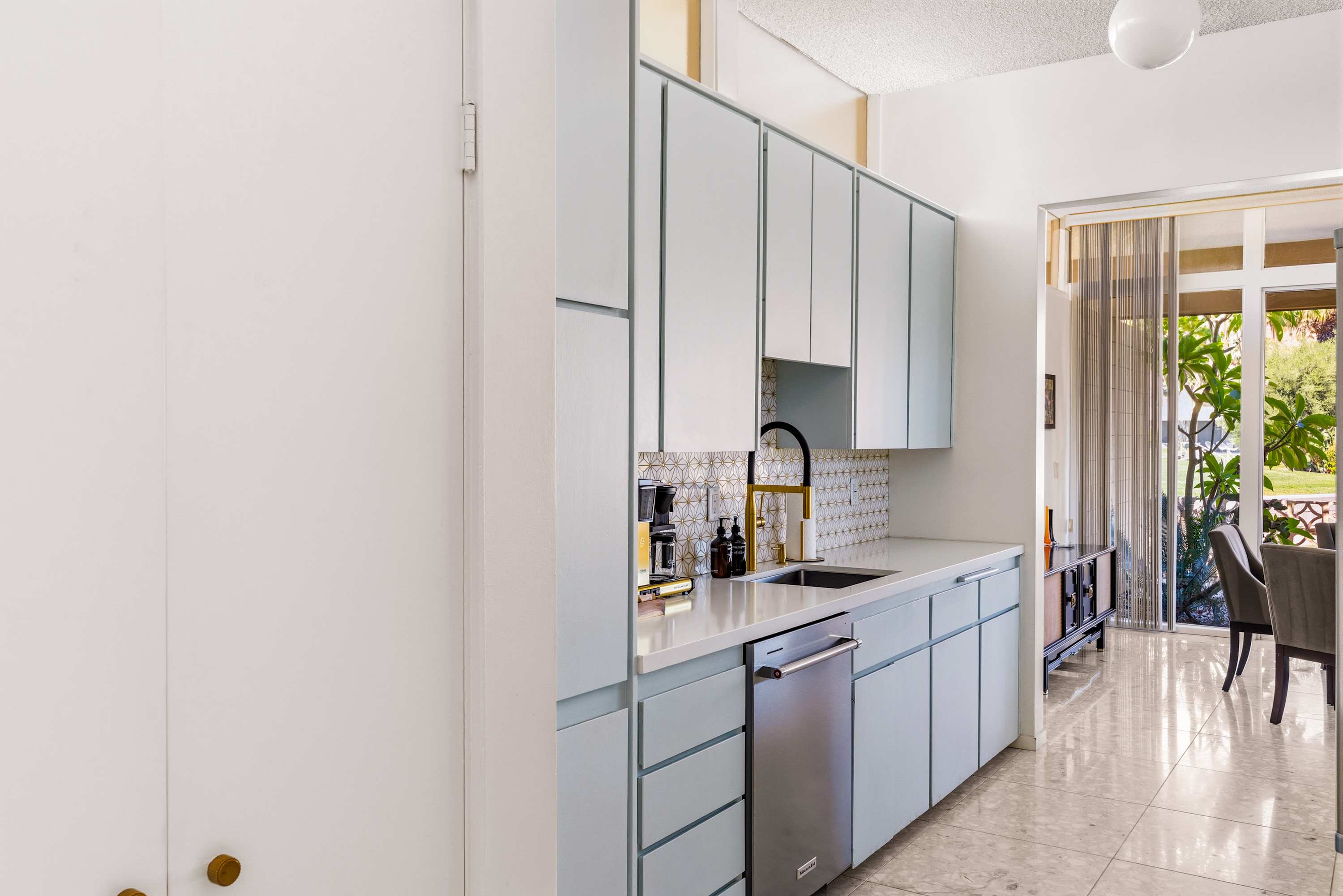 Kitchen | Sandpiper Empress in Palm Desert, California by Luxus Vacation Properties
