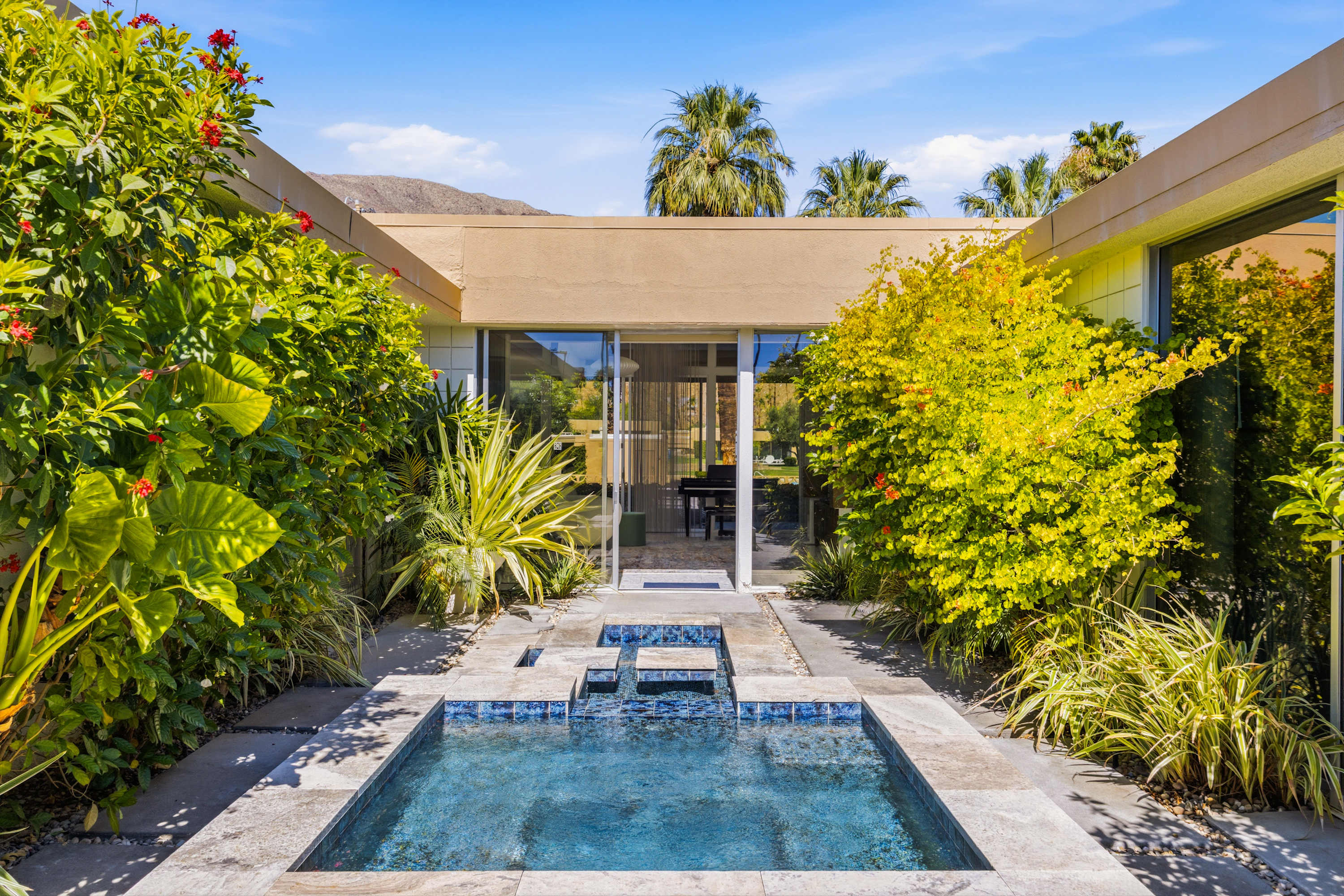 Private Atrium Spa | Sandpiper Empress in Palm Desert, California by Luxus Vacation Properties