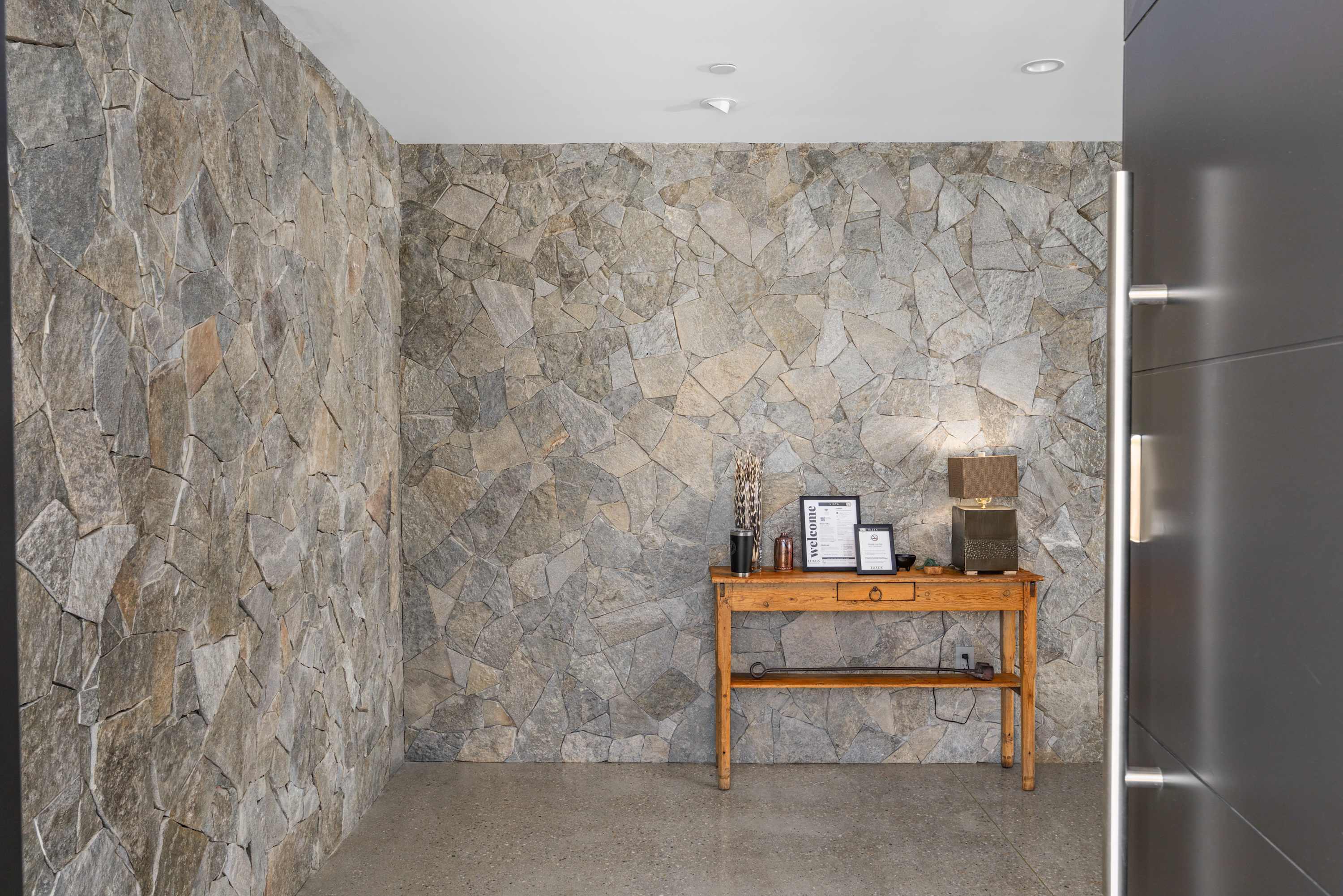 Foyer | VISTA in Palm Desert, California by Luxus Vacation Properties