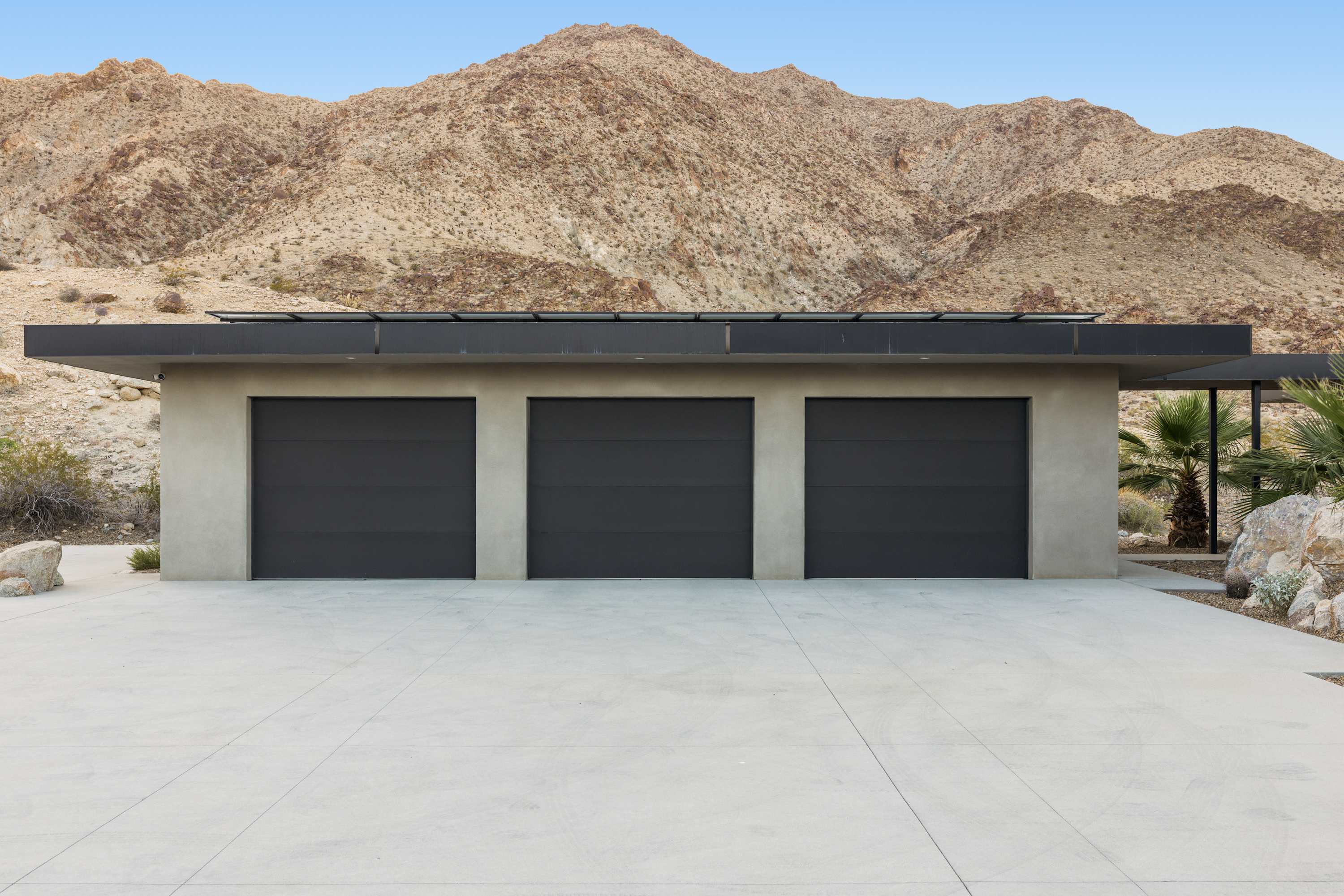 Garage | VISTA in Palm Desert, California by Luxus Vacation Properties