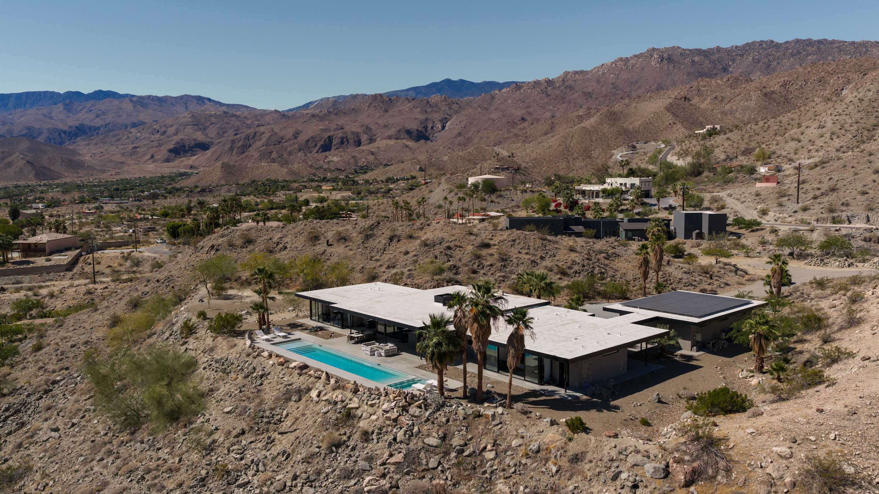VISTA in Palm Desert, California by Luxus Vacation Properties