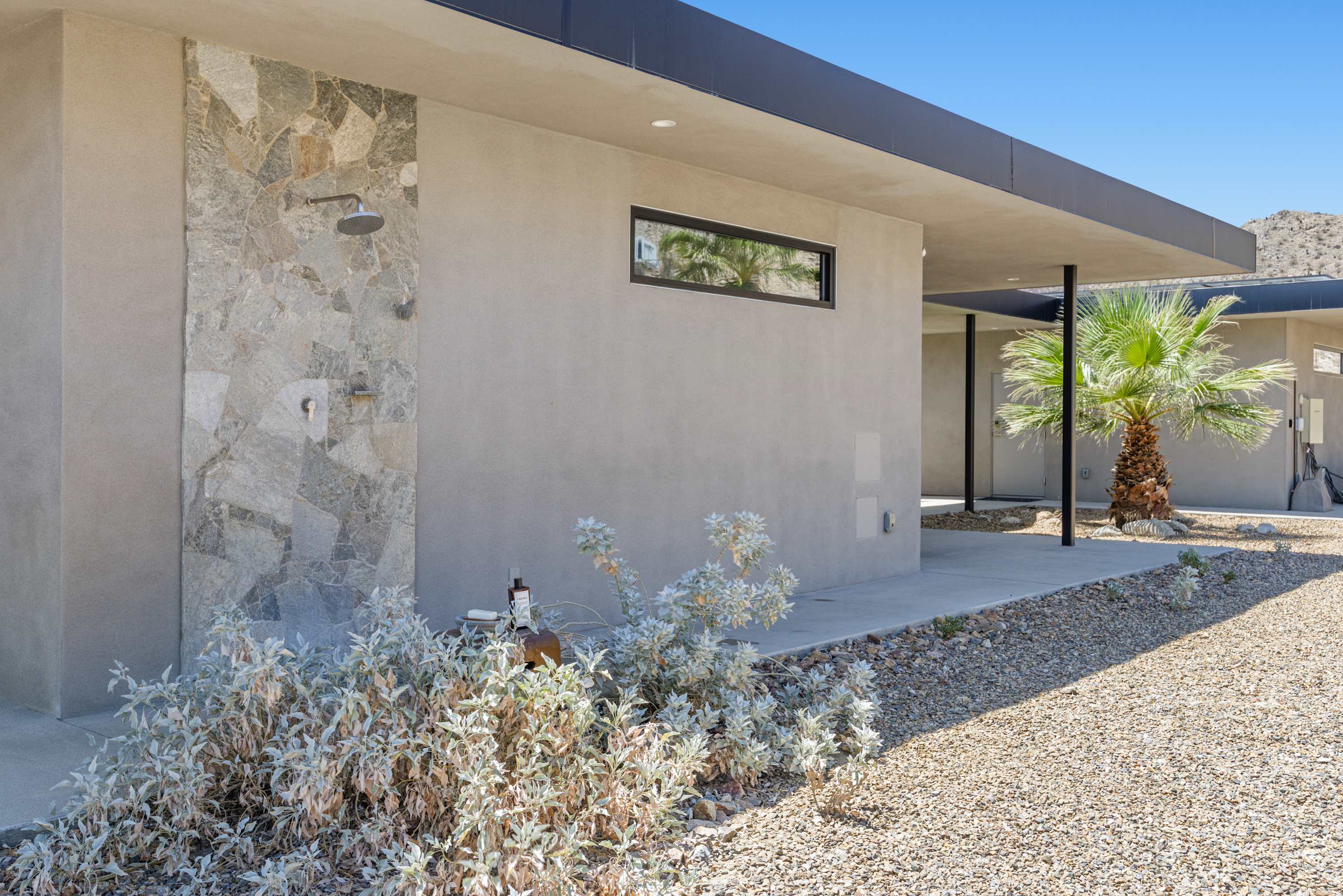VISTA in Palm Desert, California by Luxus Vacation Properties