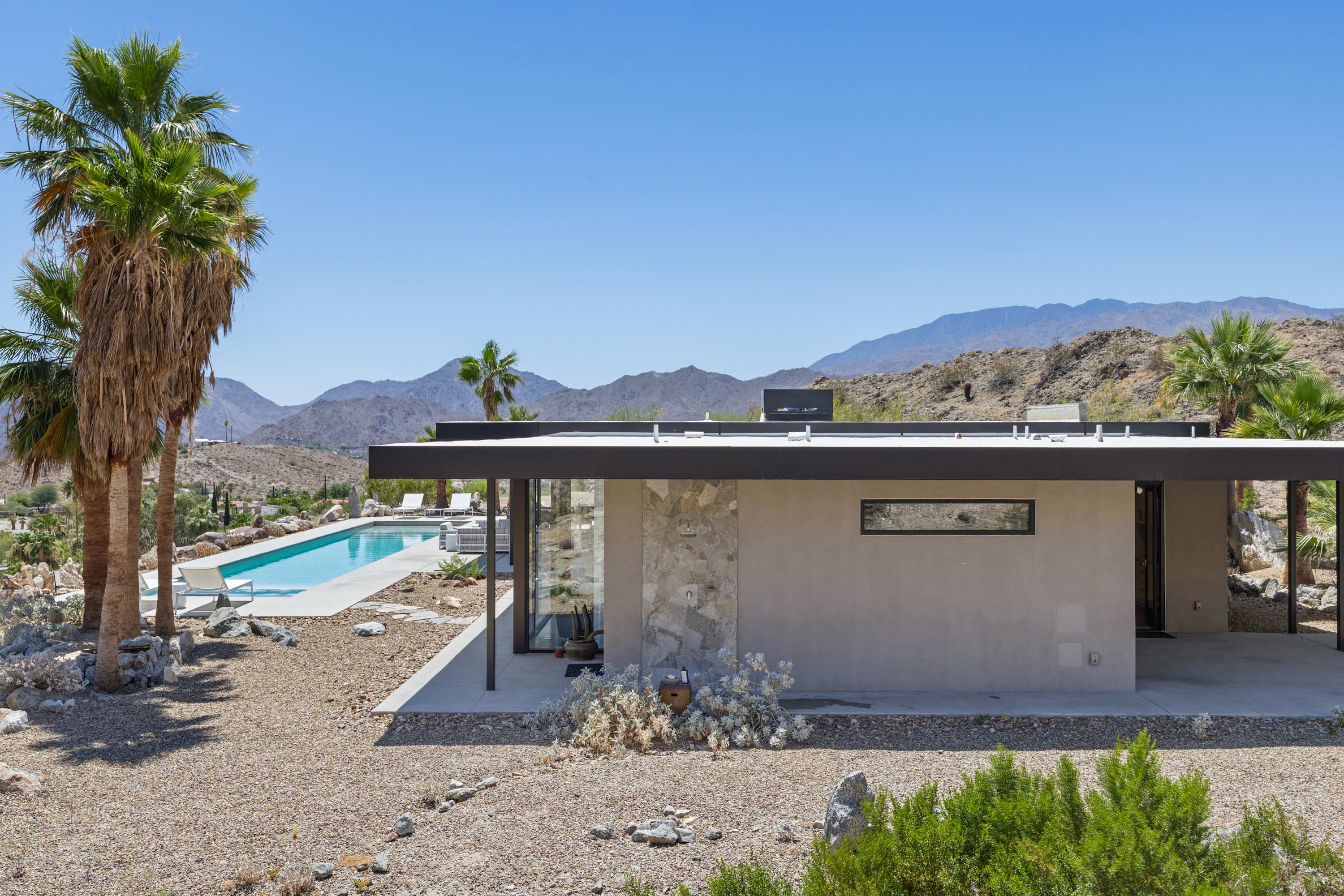 VISTA in Palm Desert, California by Luxus Vacation Properties