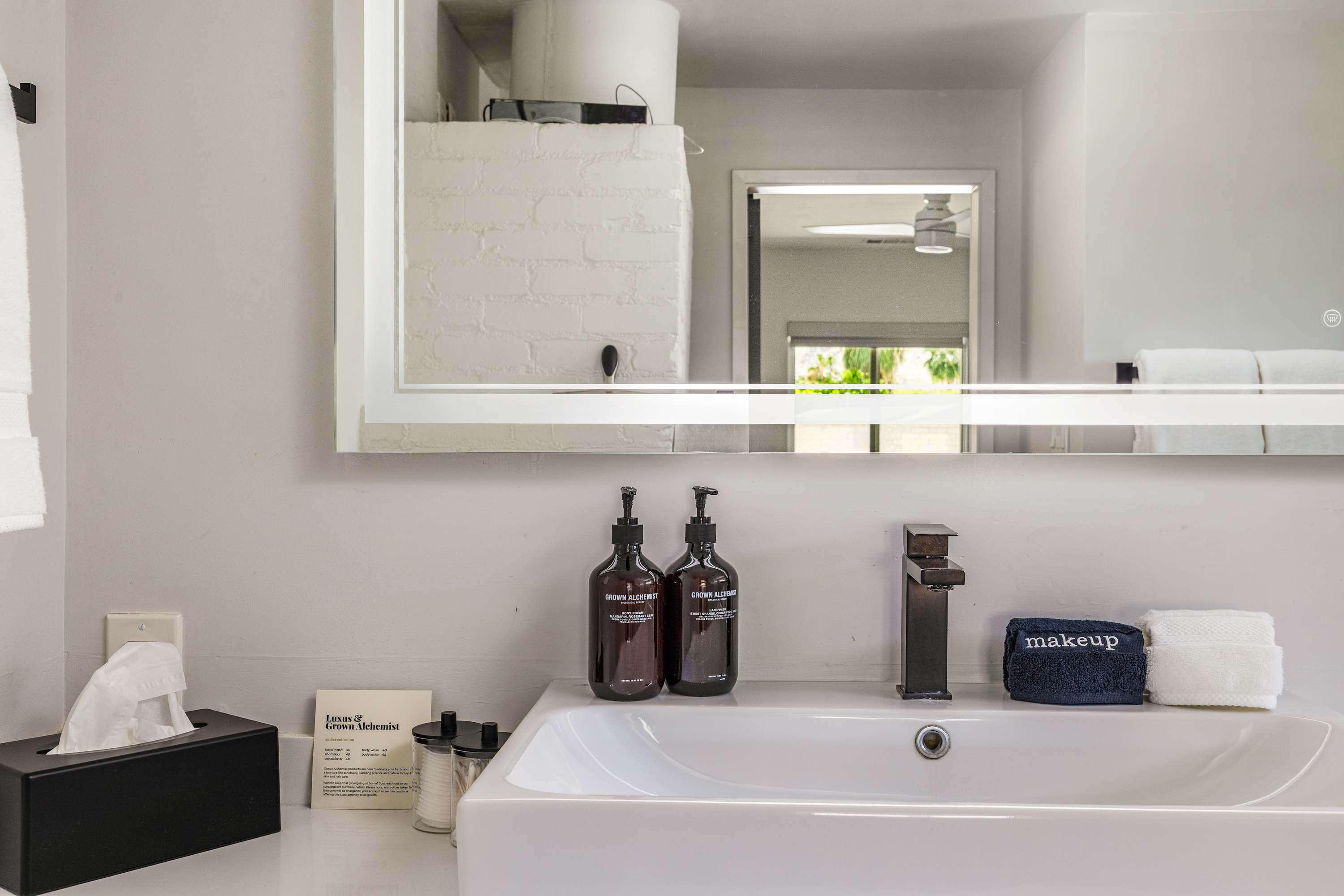 Primary Bathroom | Desert Charmer in Palm Springs, California by Luxus Vacation Properties