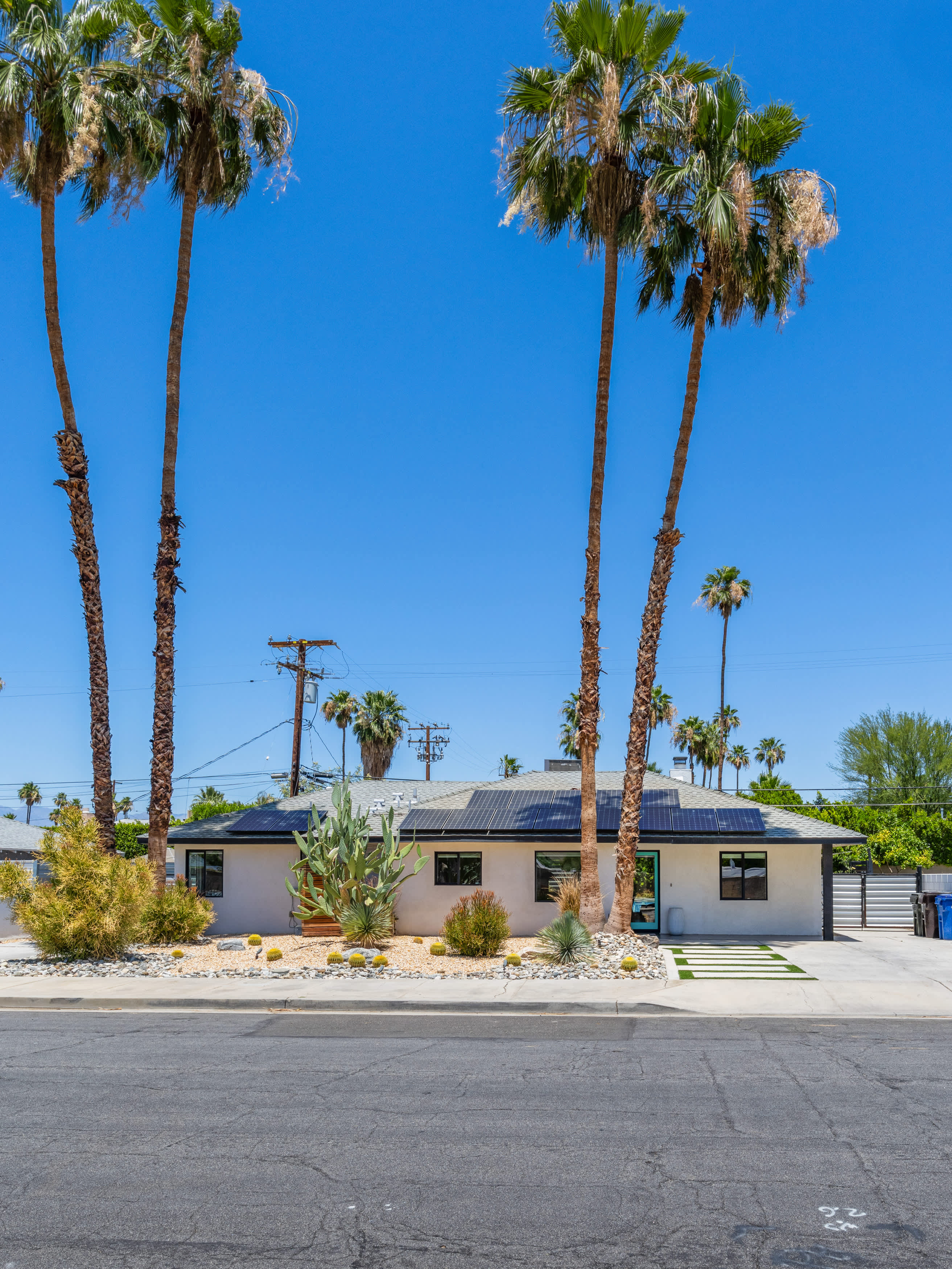 Desert Charmer in Palm Springs, California by Luxus Vacation Properties