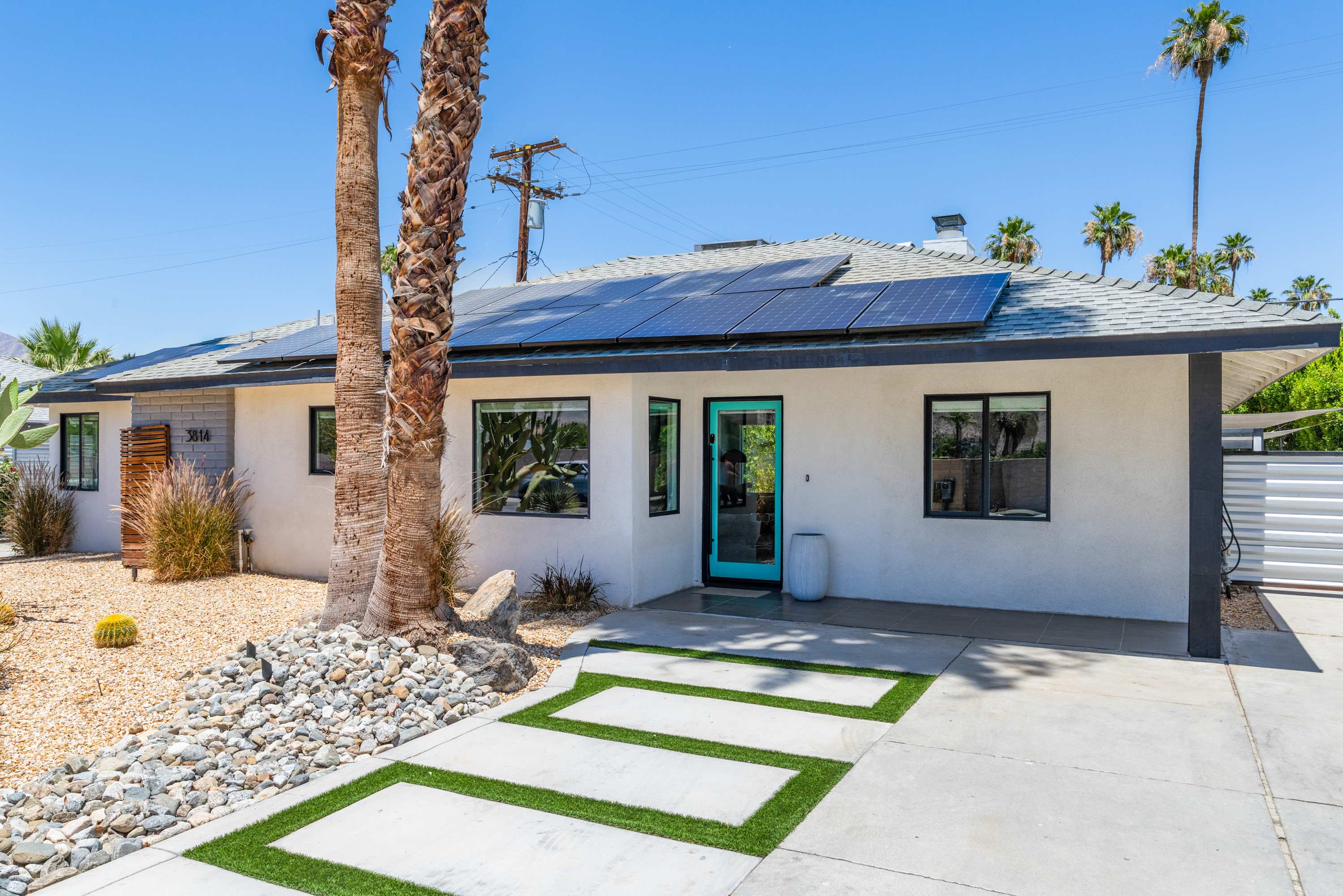 Desert Charmer in Palm Springs, California by Luxus Vacation Properties