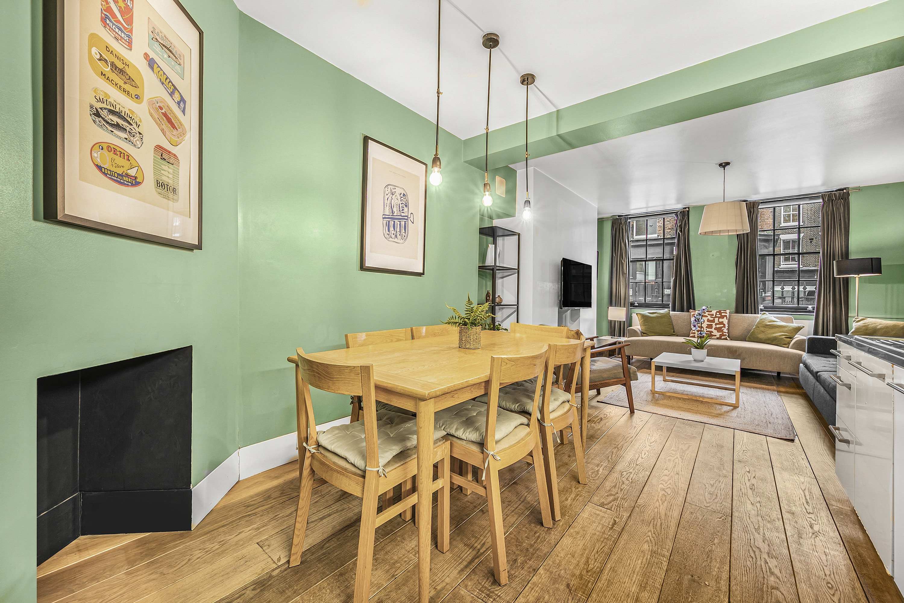 Spacious Fitzrovia 2-Bed Duplex · Sleeps 6 in Goodge Place, A W1T - Property image 8 - VivreStays