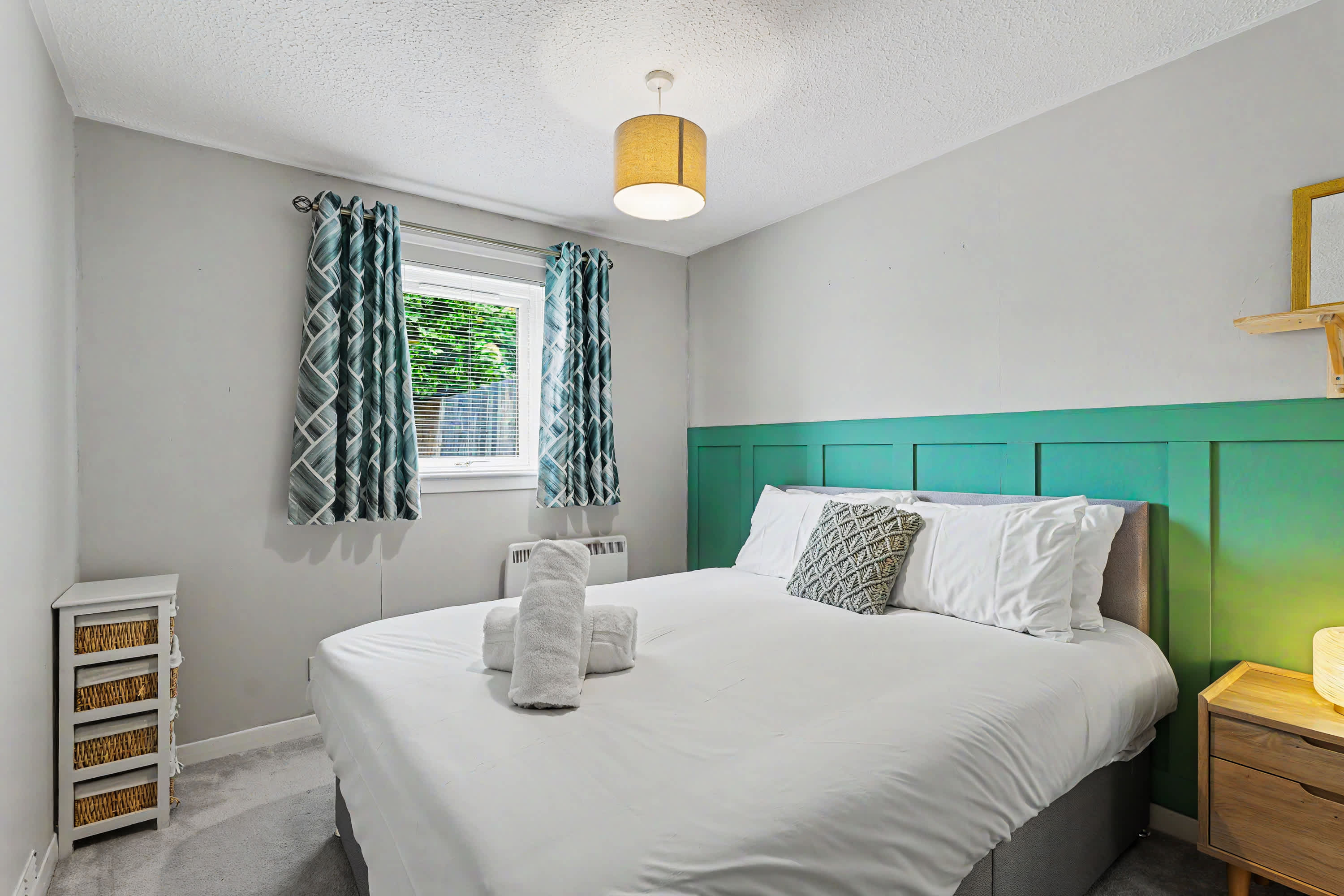 View Charming 1-Bedroom Hideaway in Central Falkirk in Rosebank Avenue 145 FK1 5JP Charming 1-Bedroom Hideaway in Central Falkirk in Rosebank Avenue 145 FK1 5JP - Property image 5 - VivreStays