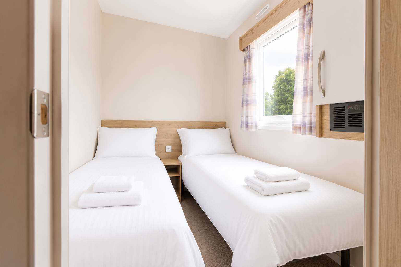 25min to Edinburgh - Parking - Wi-Fi - Seton Sands in Links Road EH32 - Property image 4 - VivreStays