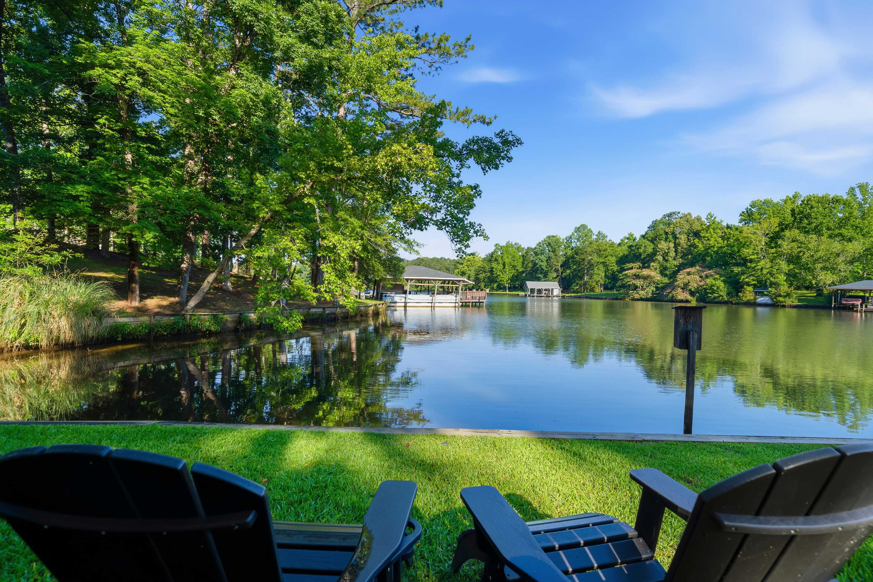 The Sinclair House Private Lake Retreat 5