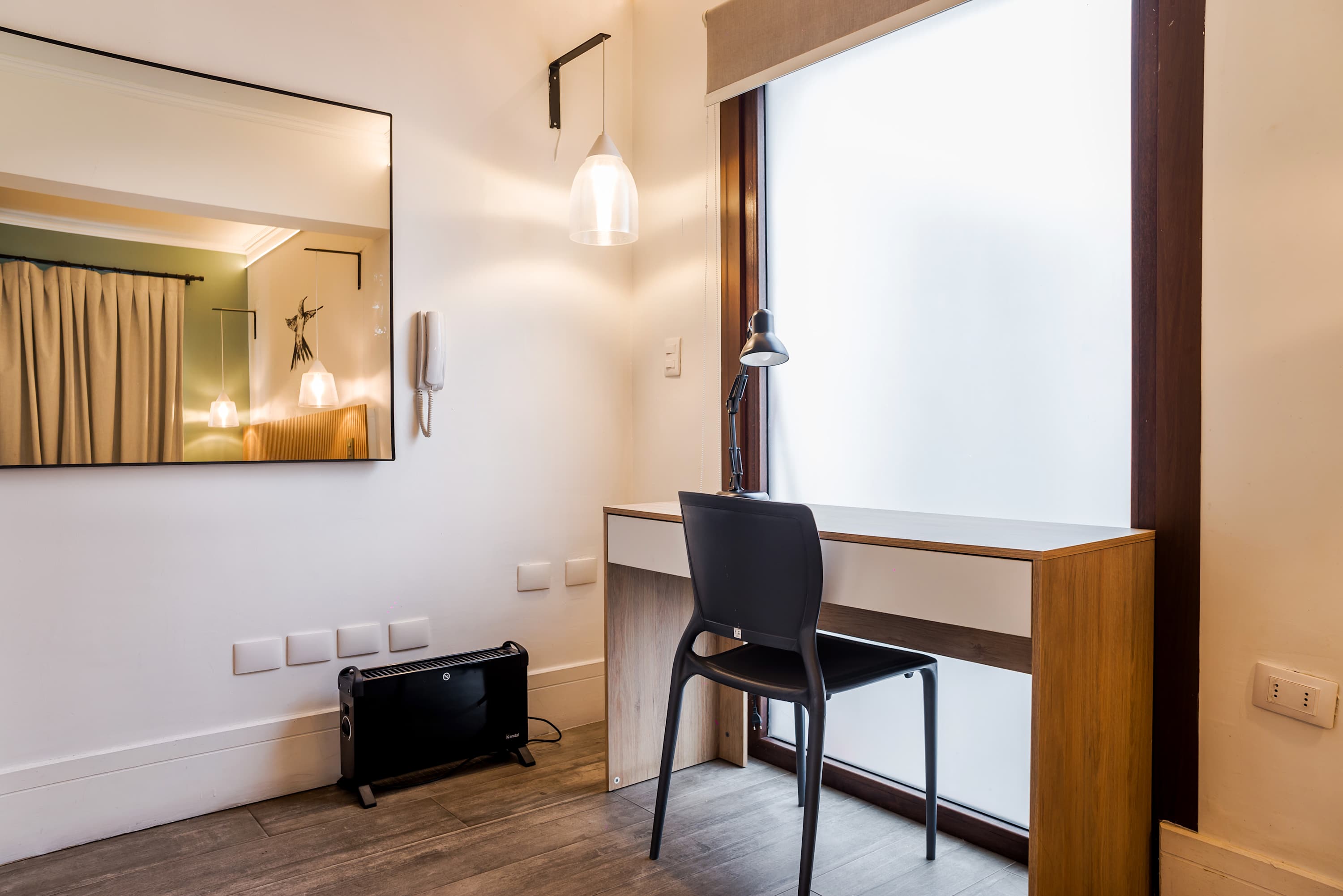 Modern Refuge on Emilio Vaisse Perfect Studio