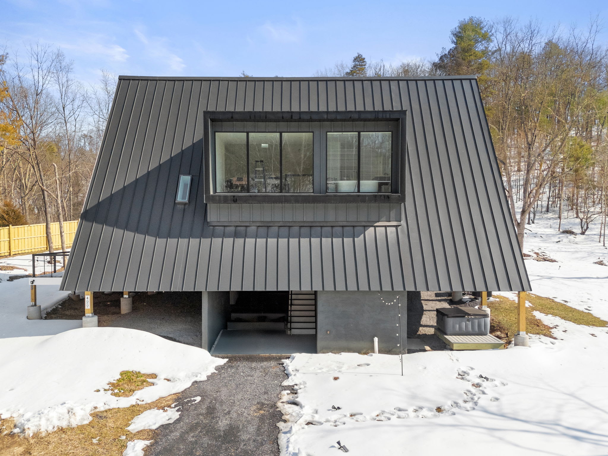 Chalet w/Hot Tub, Deck, Game Room & EV Charger