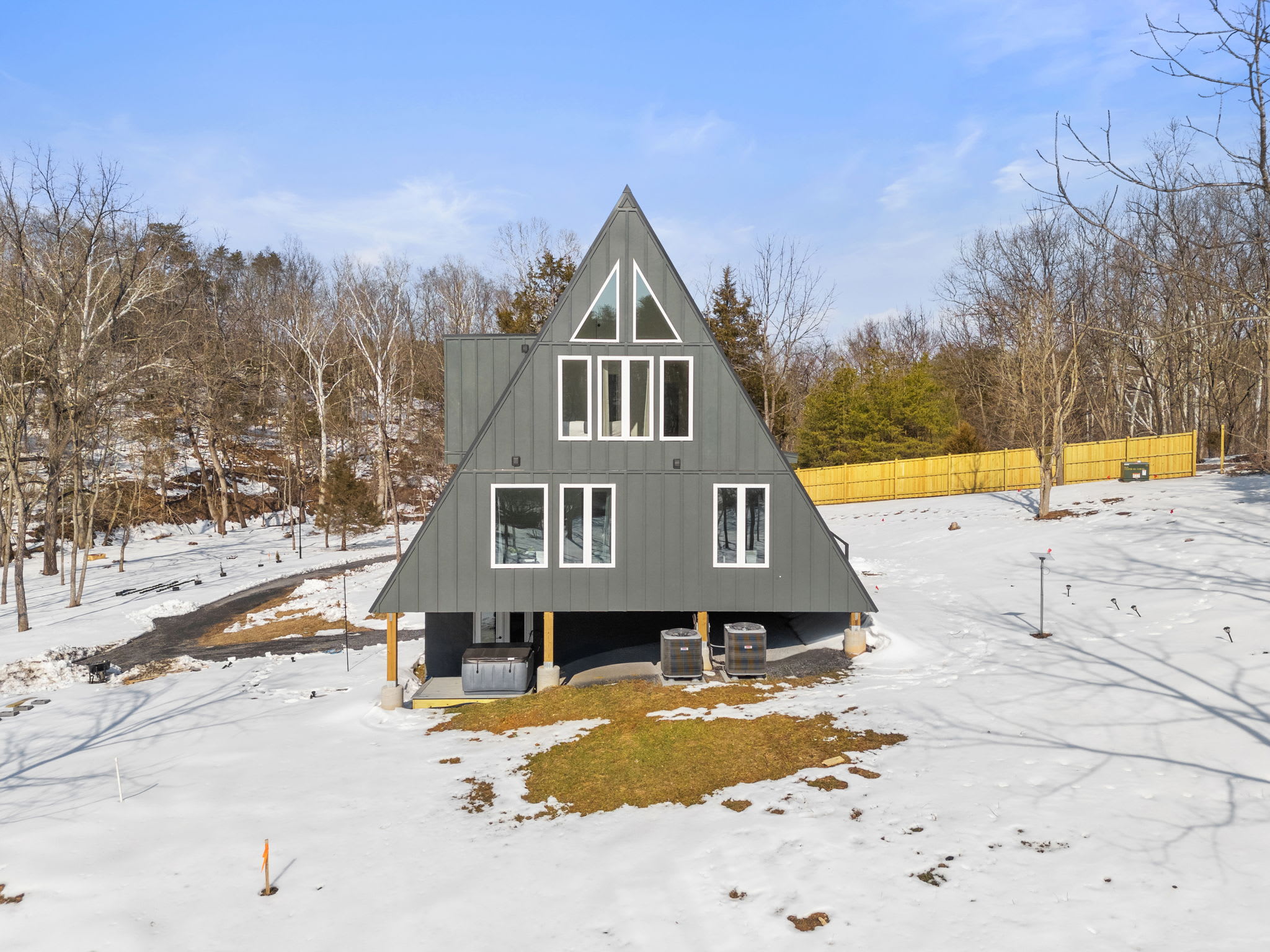 Chalet w/Hot Tub, Deck, Game Room & EV Charger