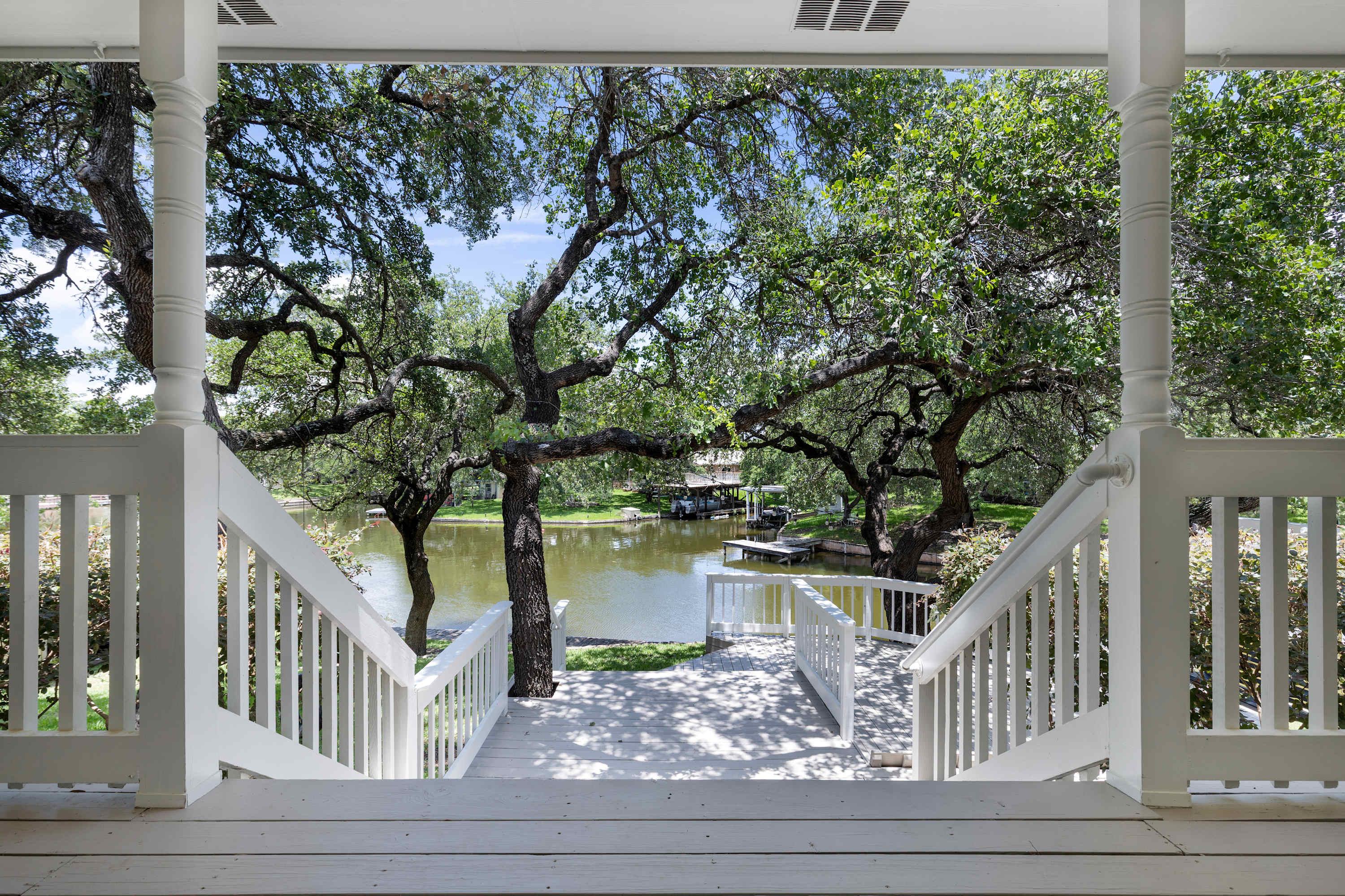 Mallard Point Lakehouse | Photo 2
