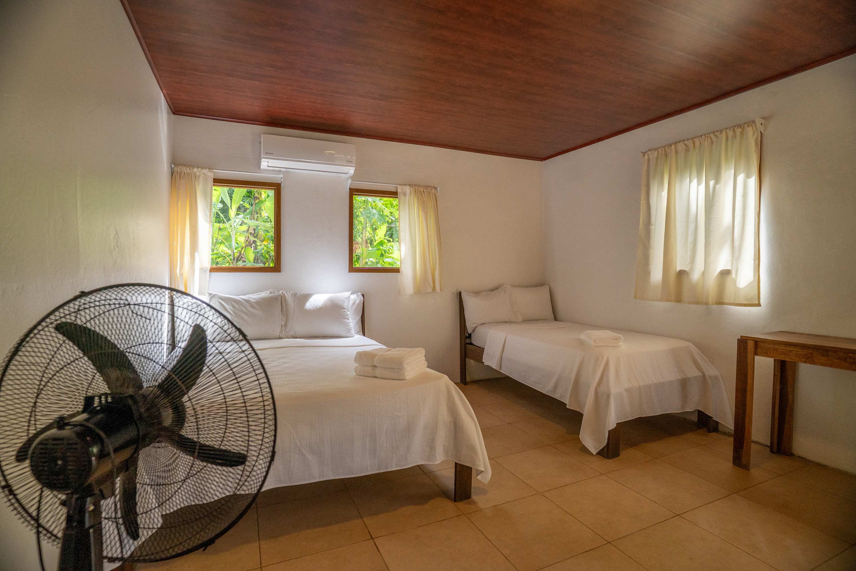 Casa León – A pasos de la playa, AC, WiFi de fibra óptica de alta velocidad