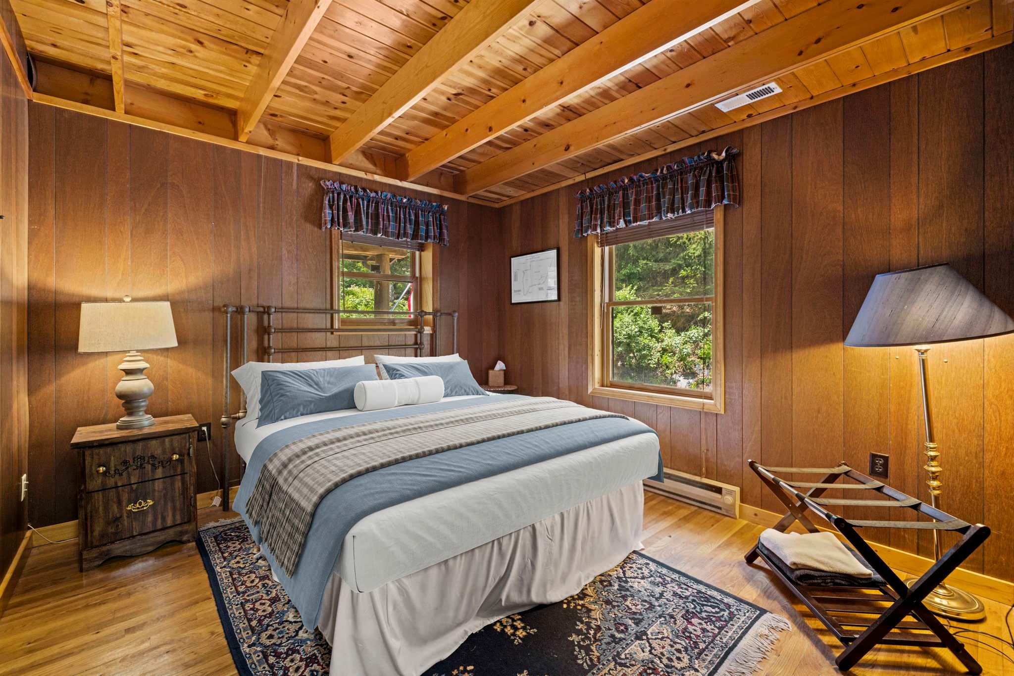 Hot Tub, Private Trails, Waterfall & Outdoor Fun