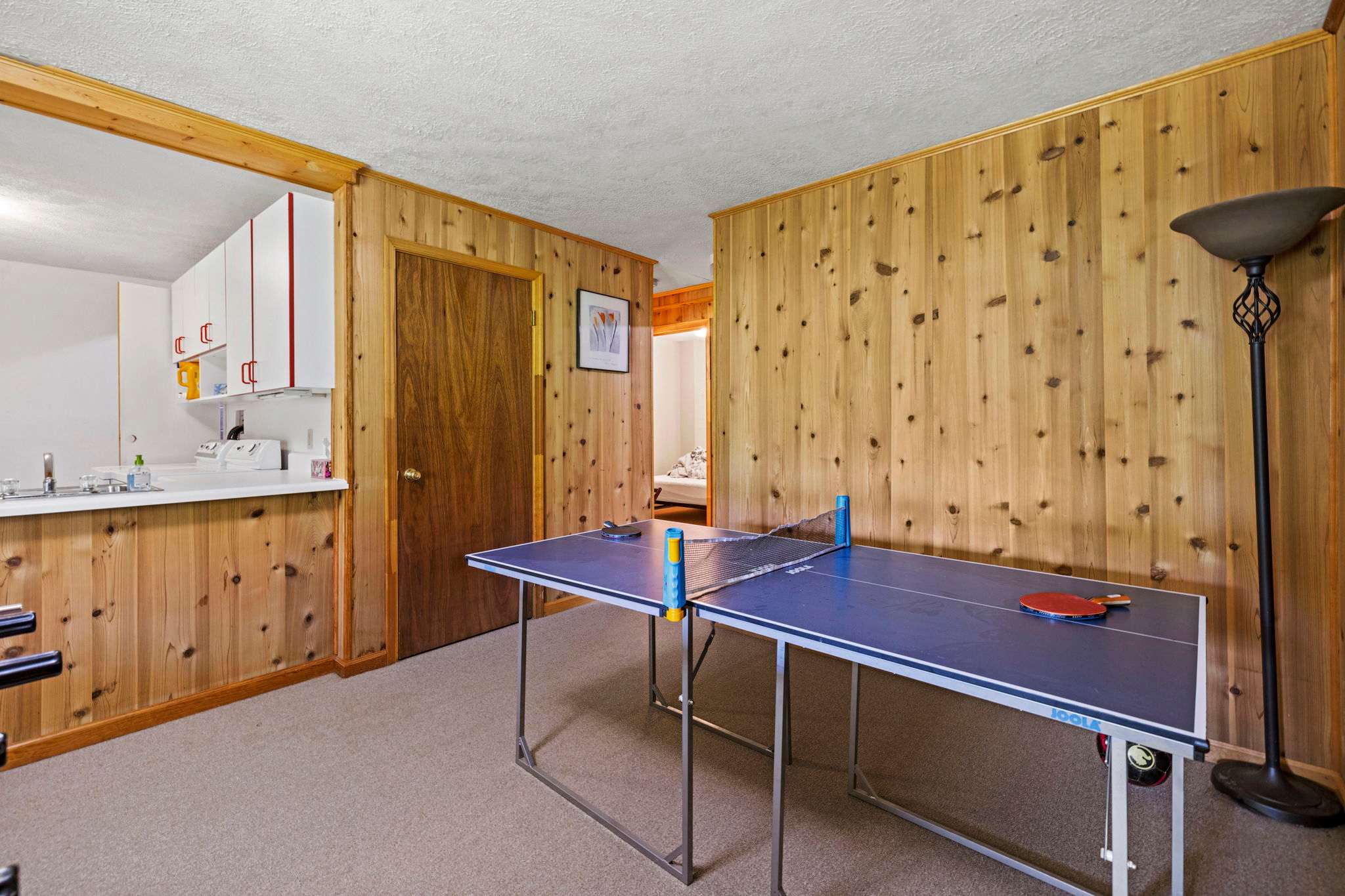 Hot Tub, Private Trails, Waterfall & Outdoor Fun