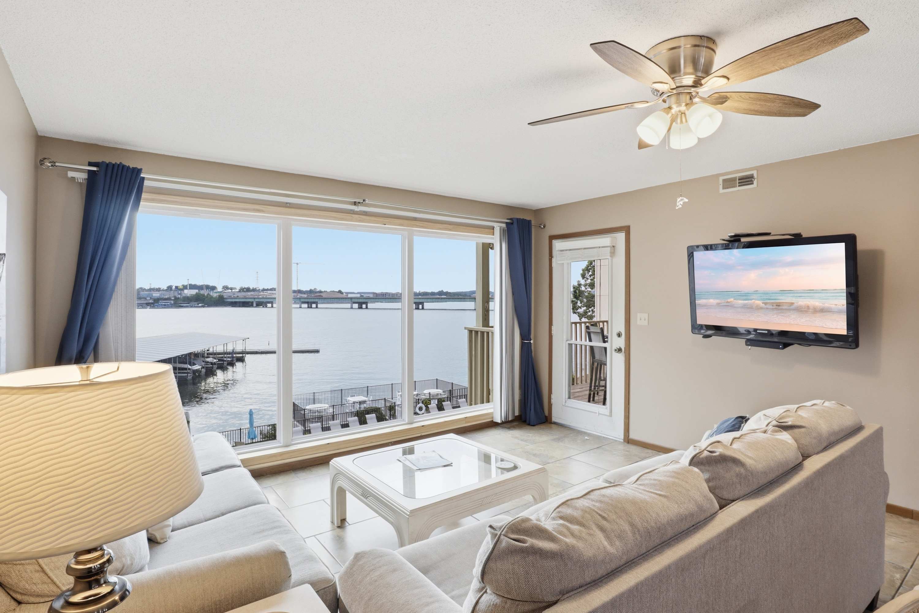 Parkside Escape|Seasonal Pool|Lake View|Pool View