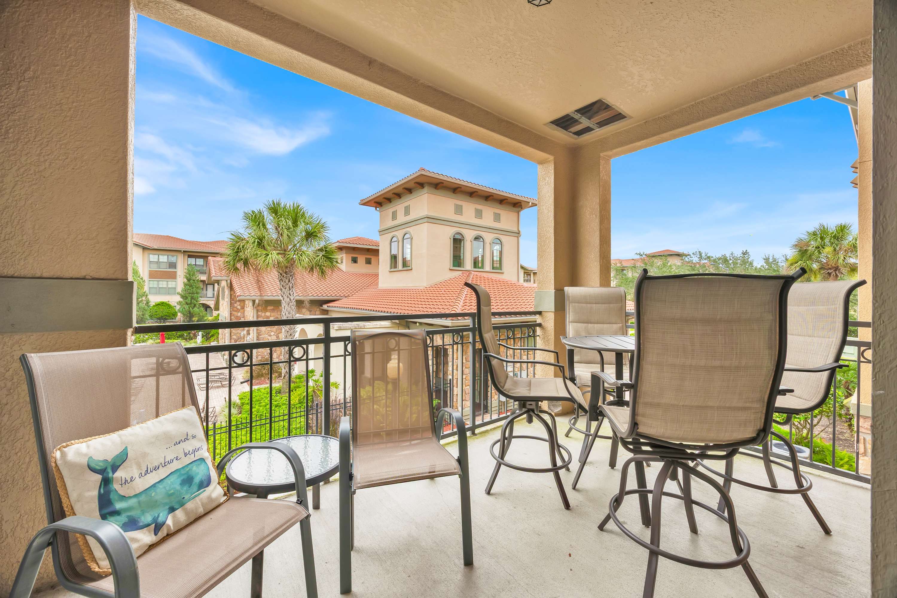 Disney Getaway at Bella Piazza 3