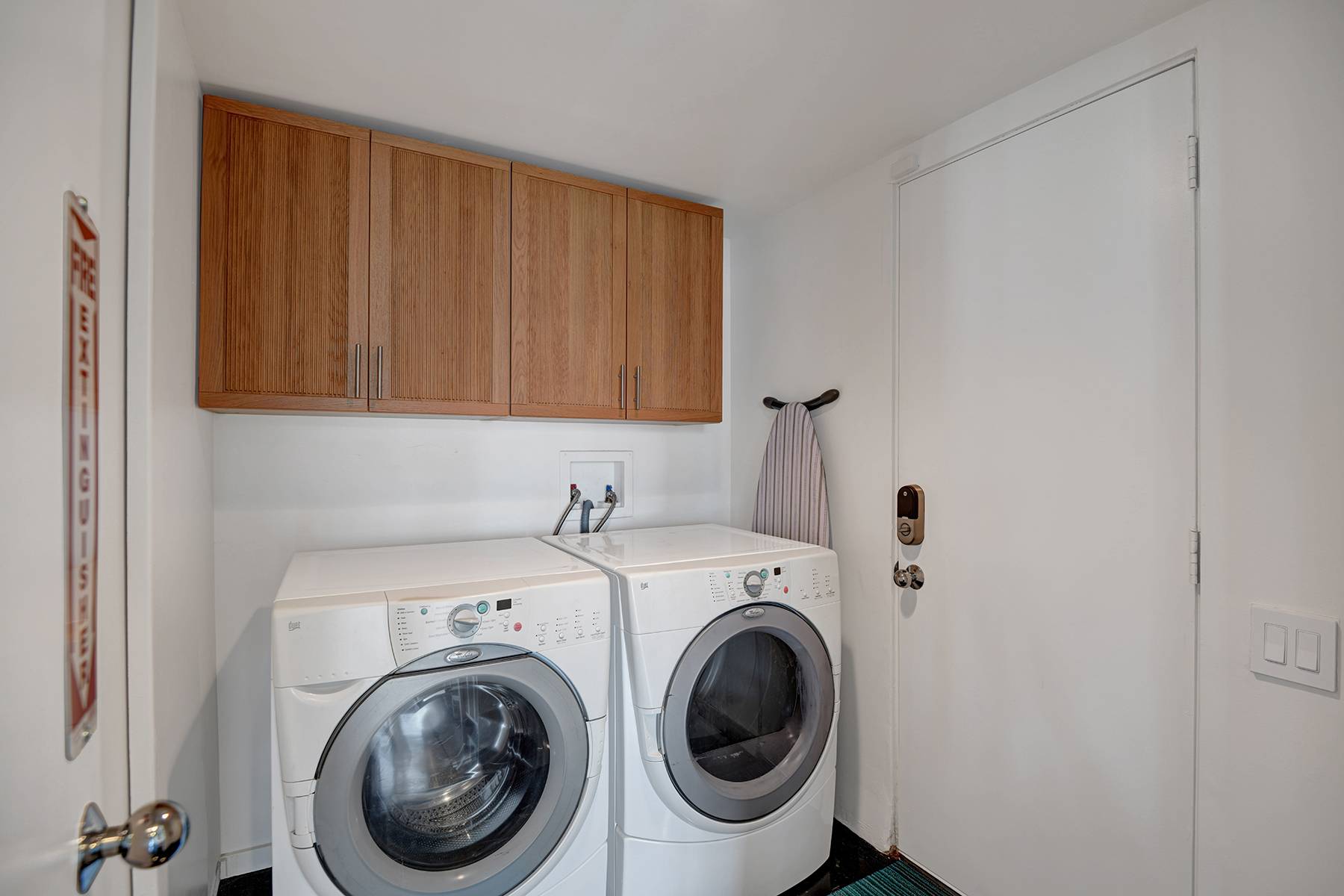 Laundry Room | The Bond House in Palm Springs, California by Luxus Vacation Properties