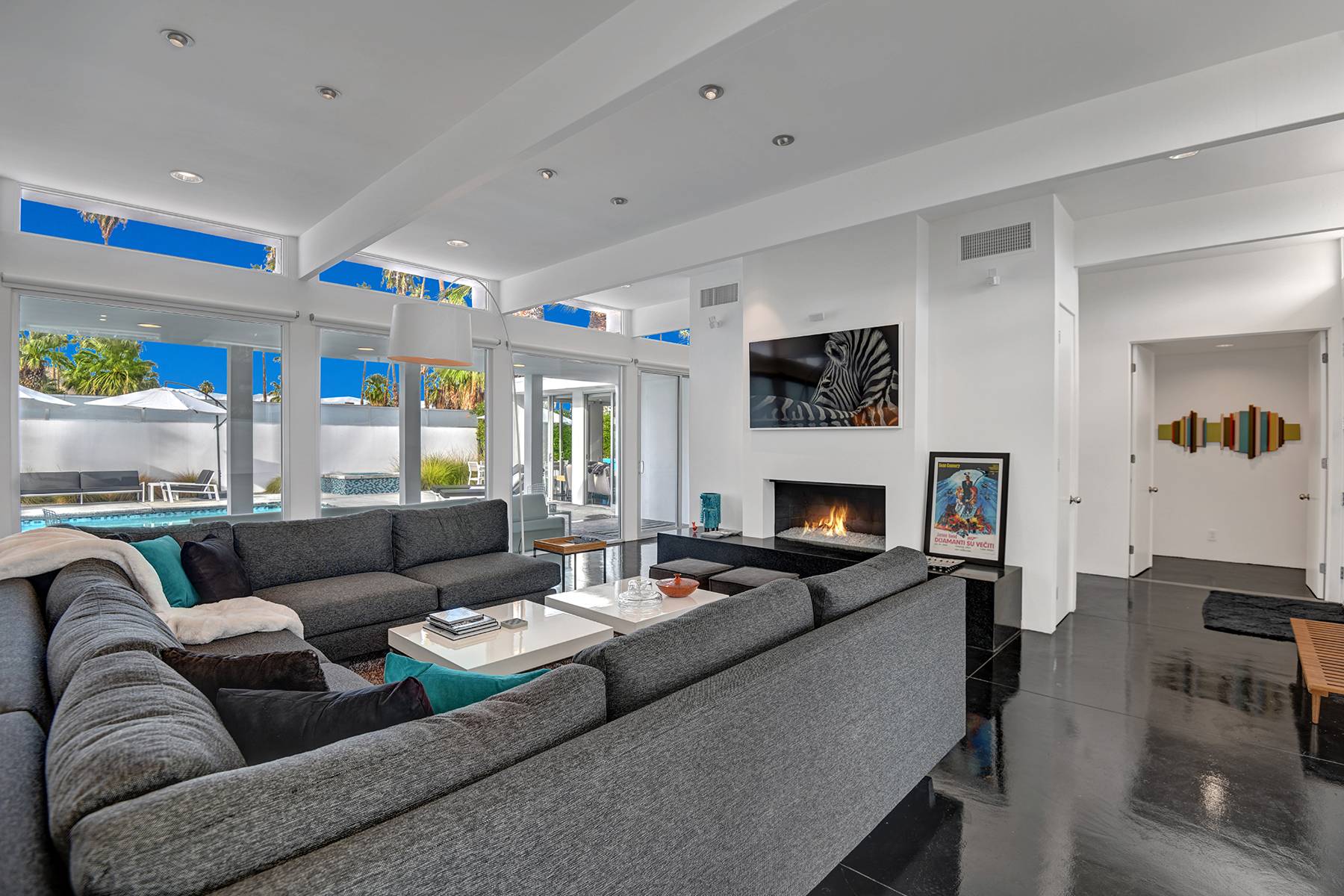 The Bond House | Palm Springs, California 4