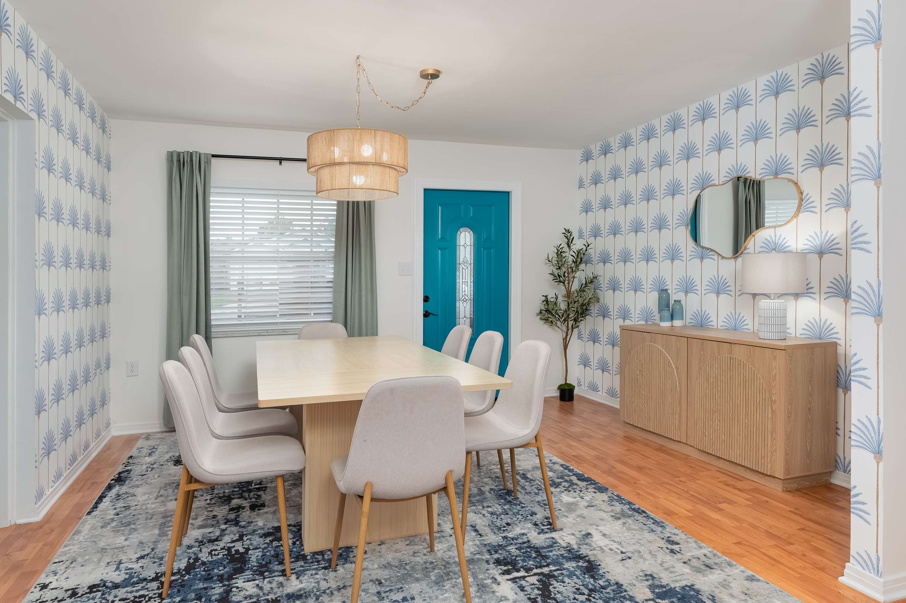 Sunny 4BR getaway with private pool