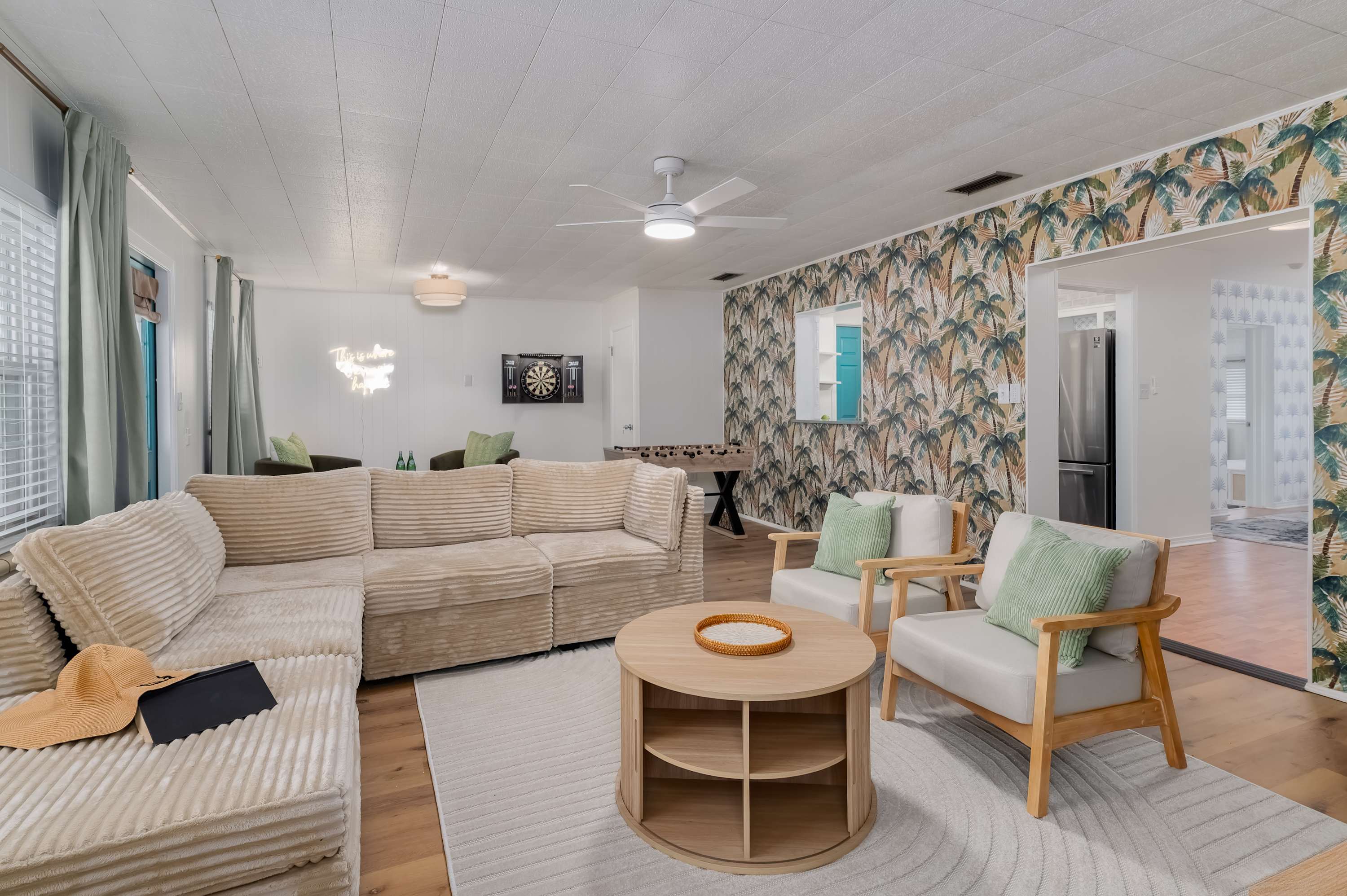 Sunny 4BR getaway with private pool