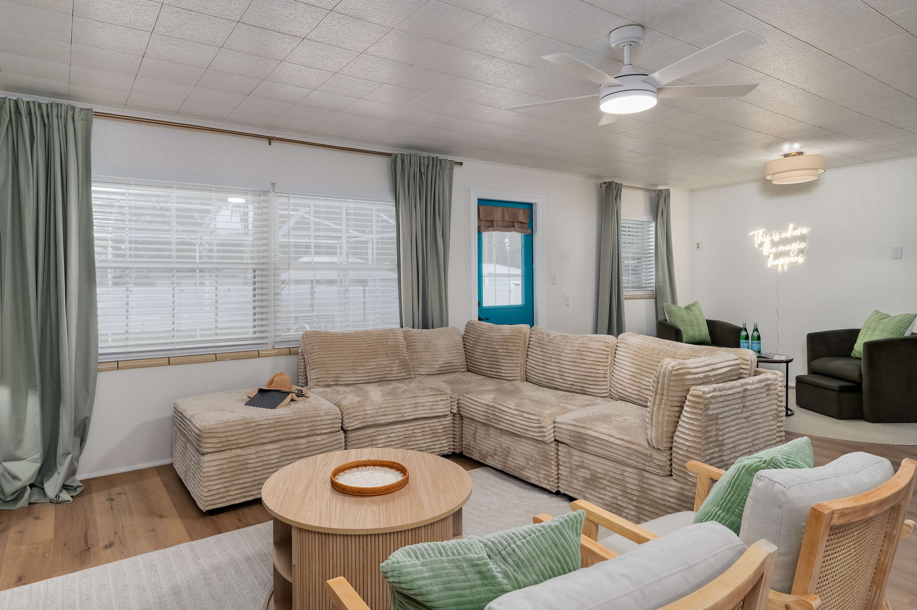 Sunny 4BR getaway with private pool