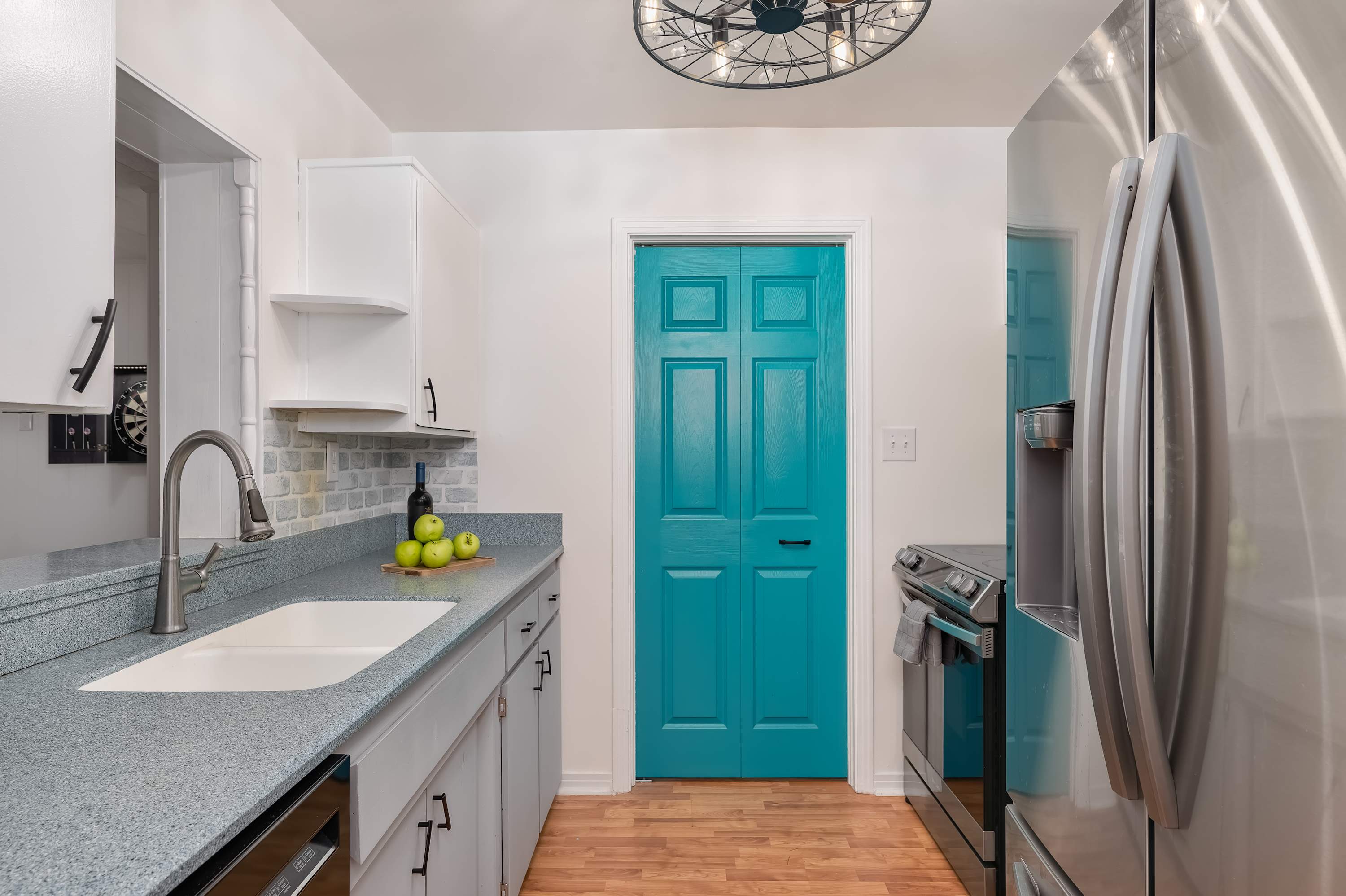 Sunny 4BR getaway with private pool