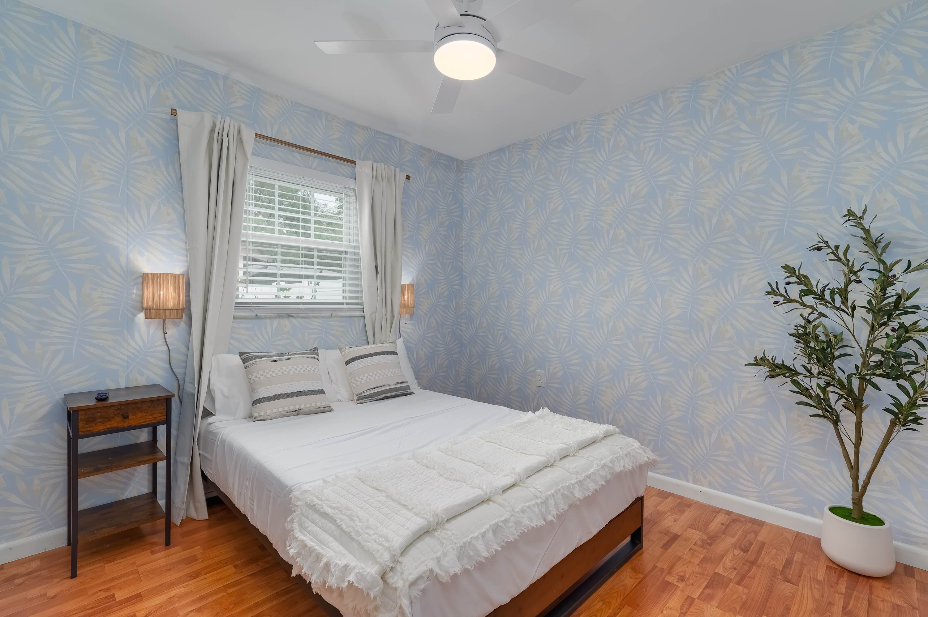 Sunny 4BR getaway with private pool