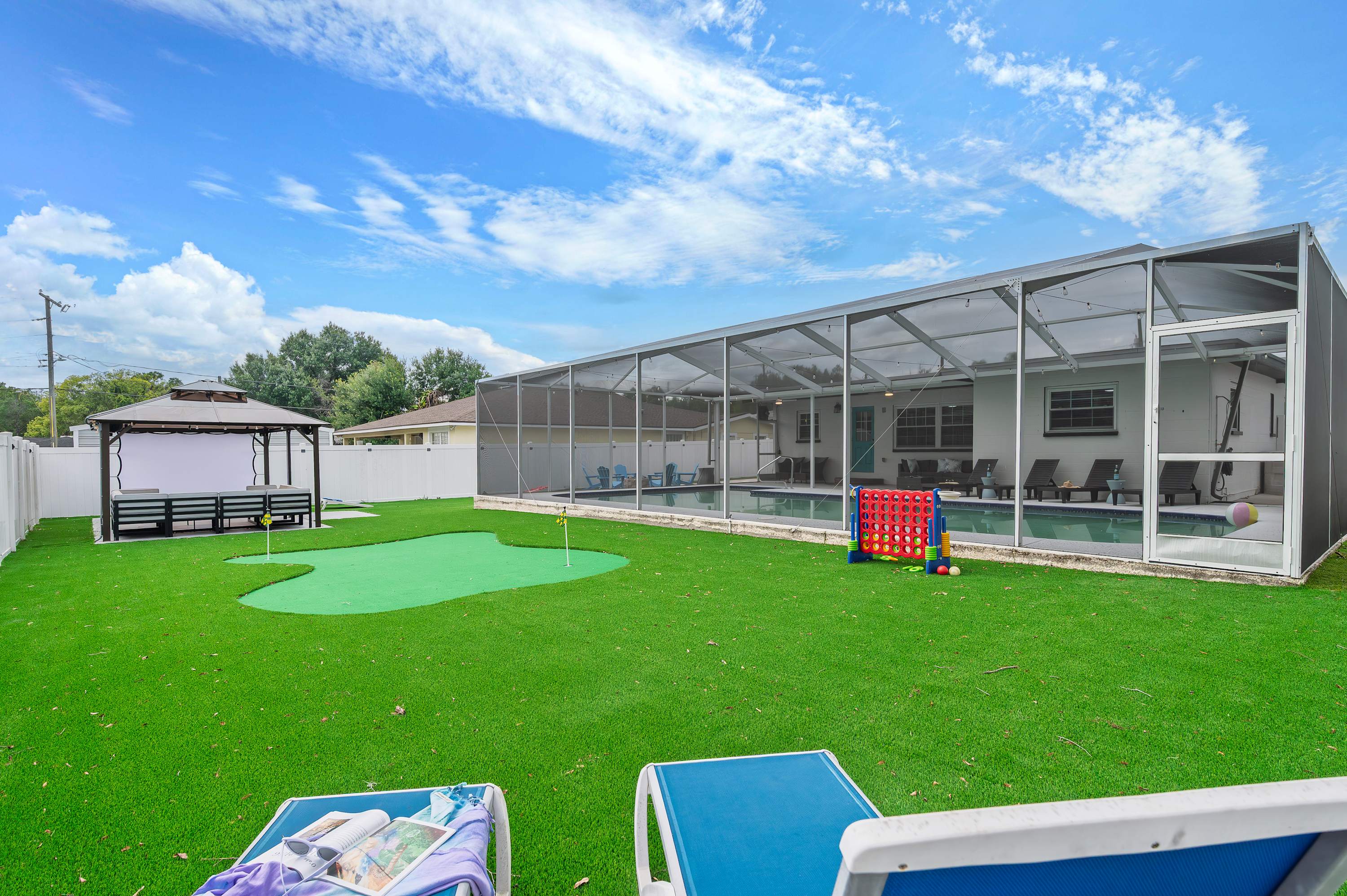 Sunny 4BR getaway with private pool