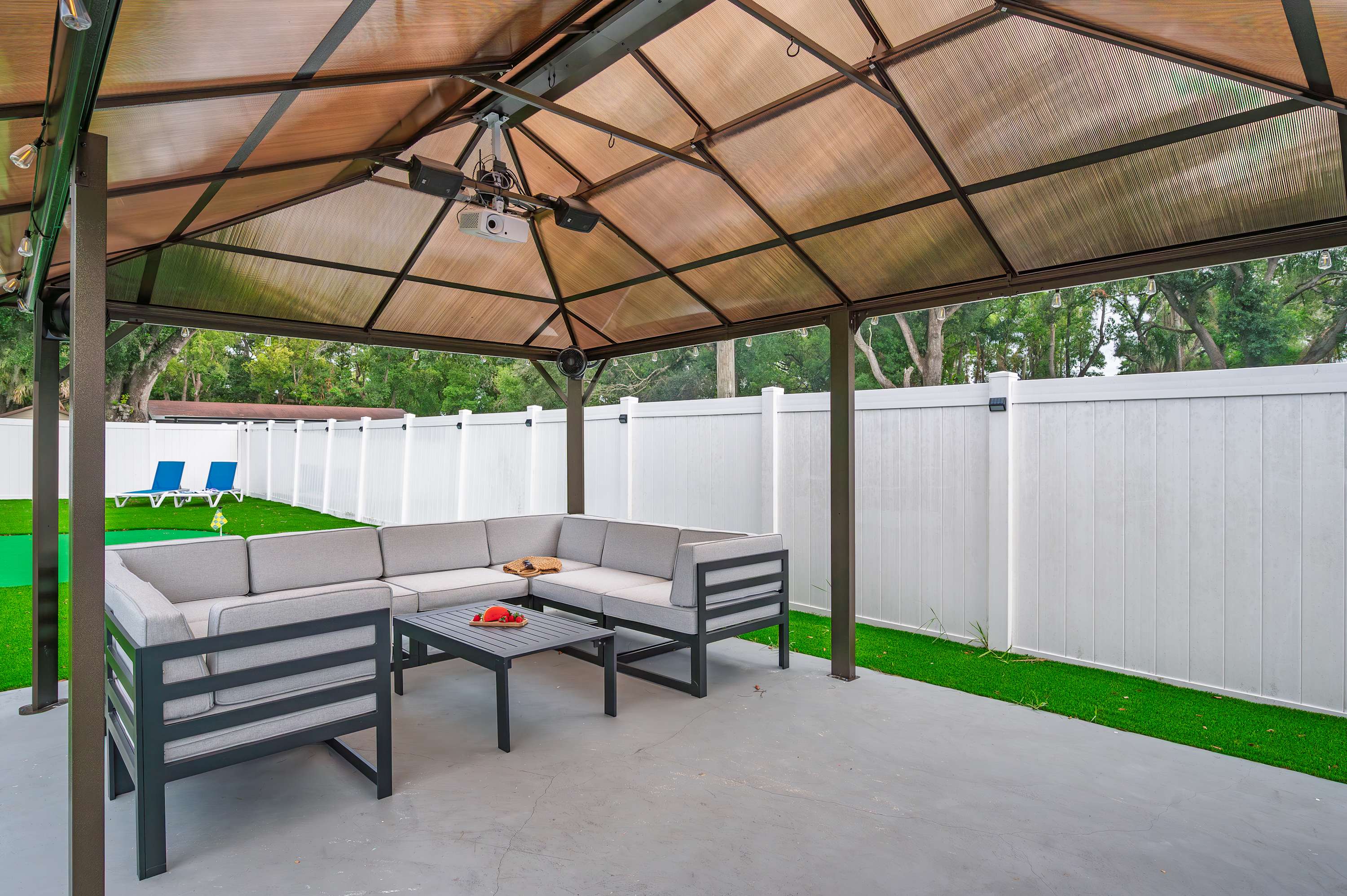 Sunny 4BR getaway with private pool