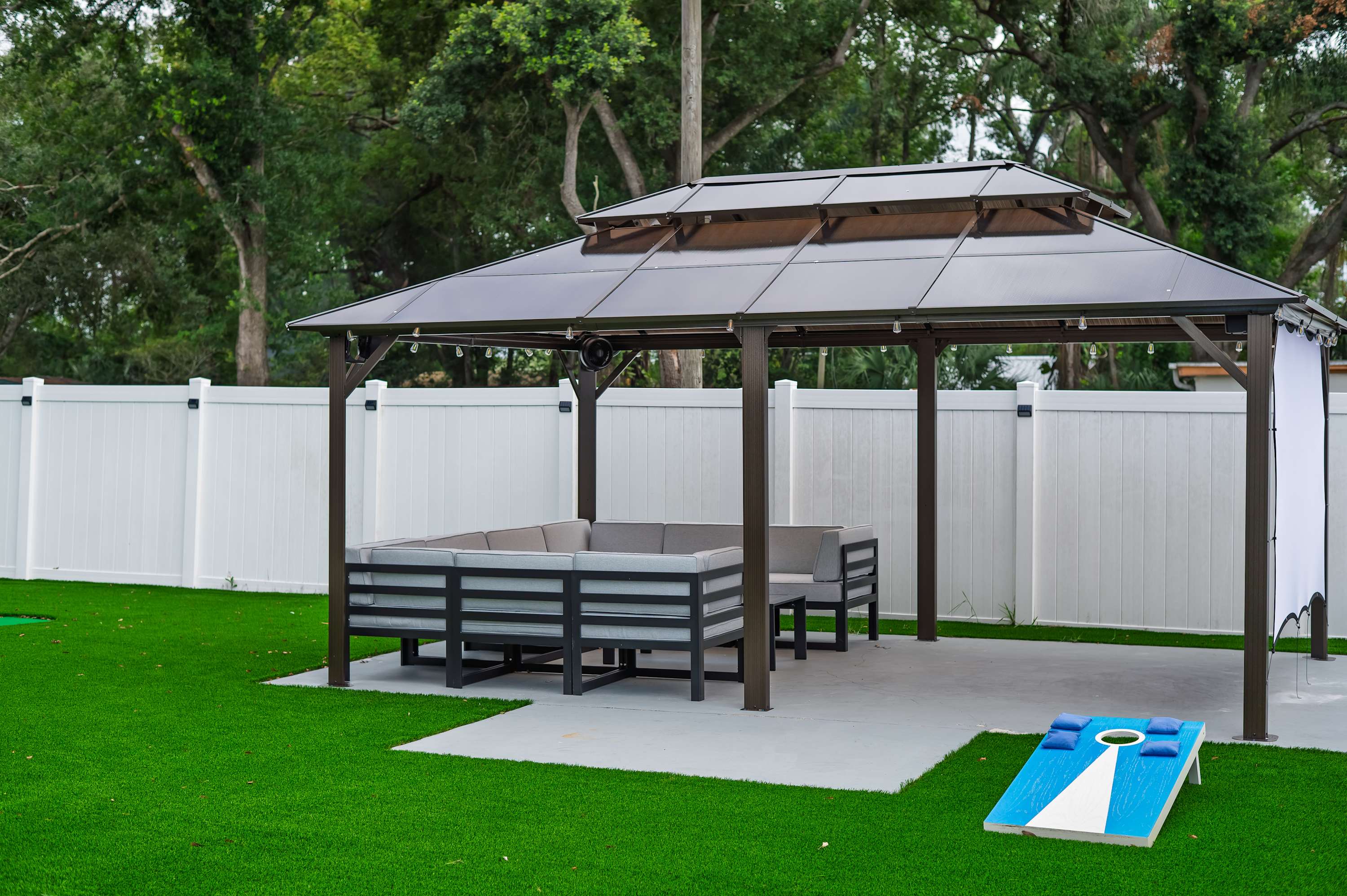 Sunny 4BR getaway with private pool