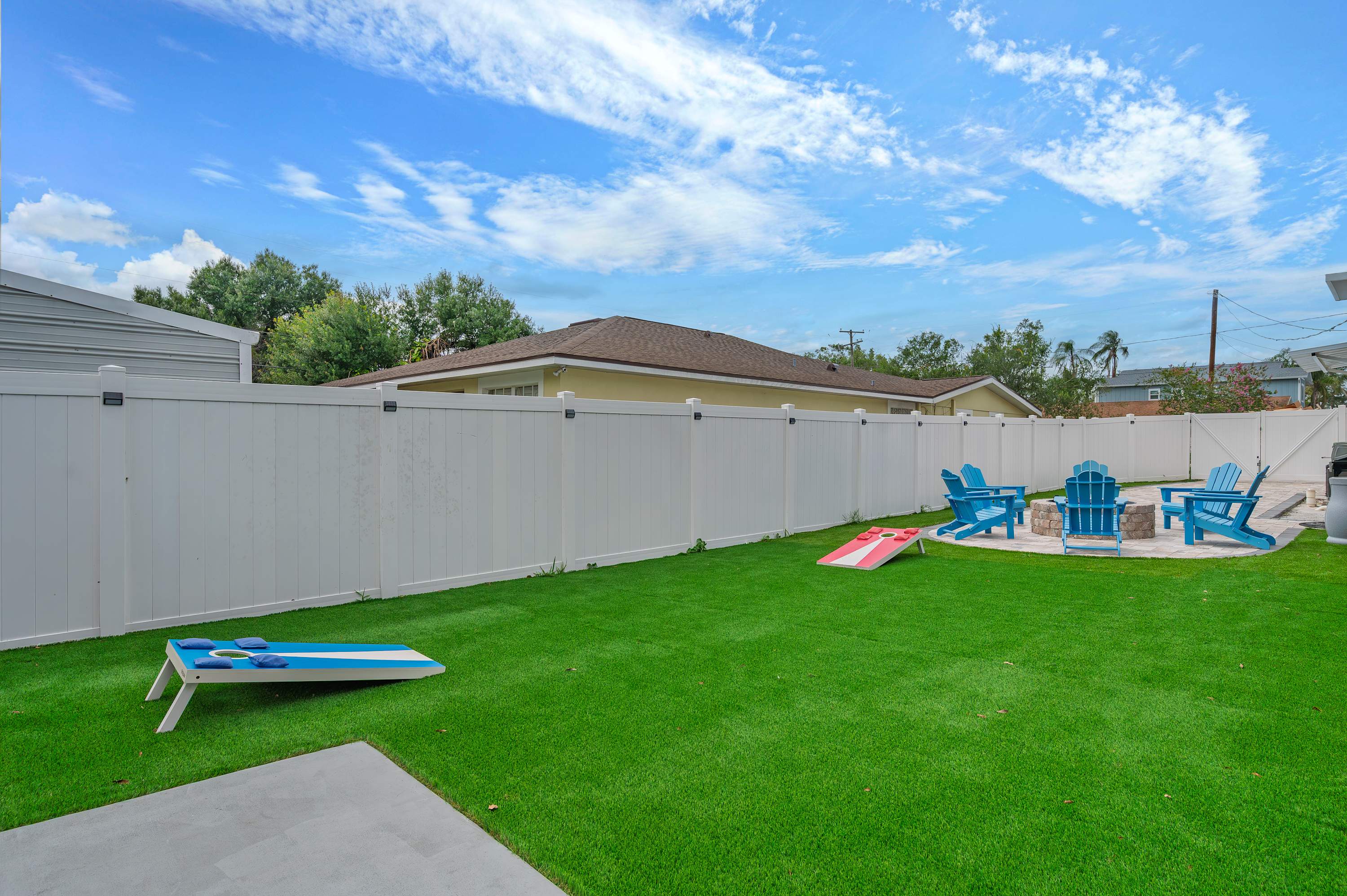 Sunny 4BR getaway with private pool