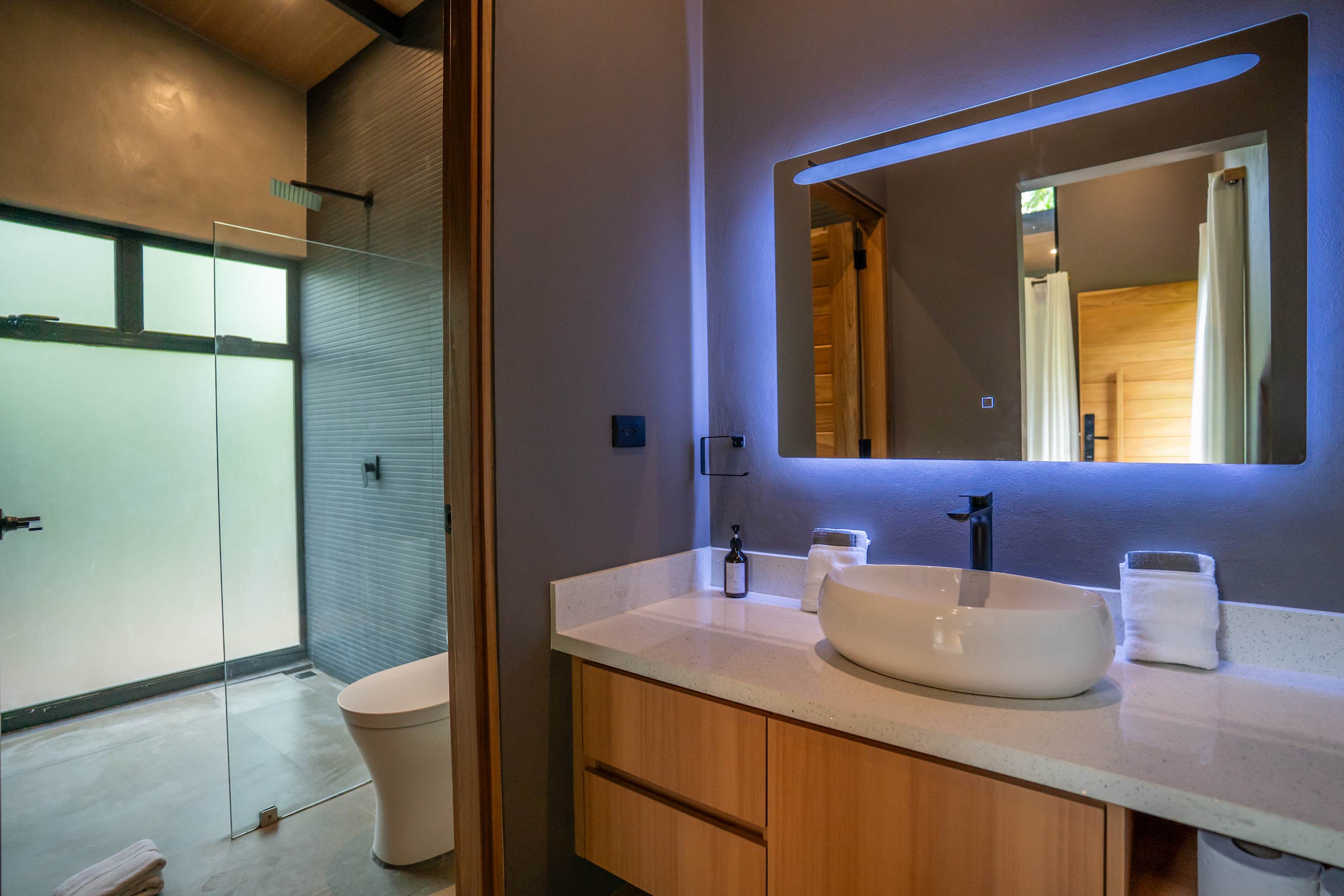 Raya Bungalow, aire acondicionado y piscina privada