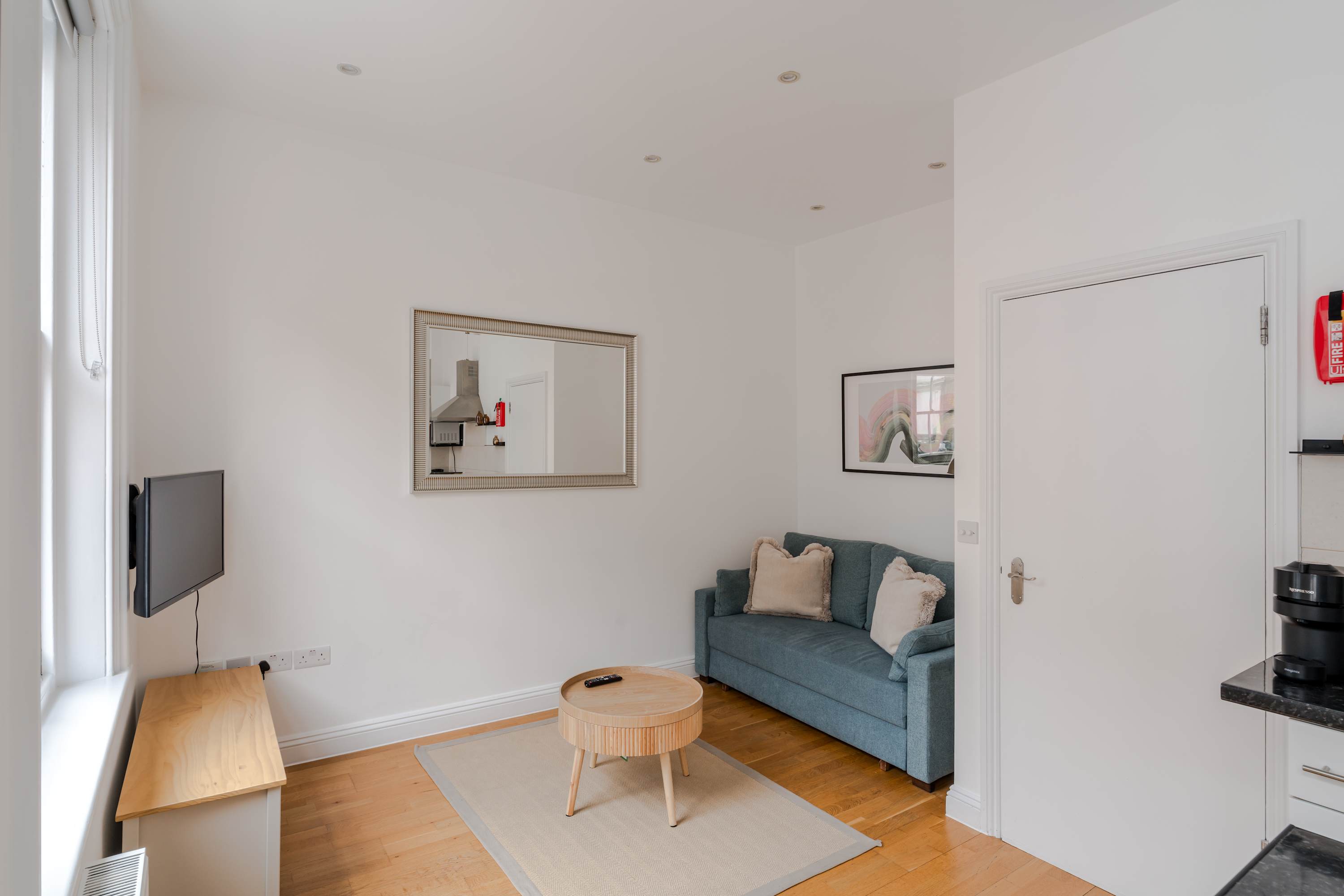 Central 1-bed Flat · by Oxford Circus · Sleeps 4 in Great Titchfield Street, 1 W1W 7PW - Property image 4 - VivreStays