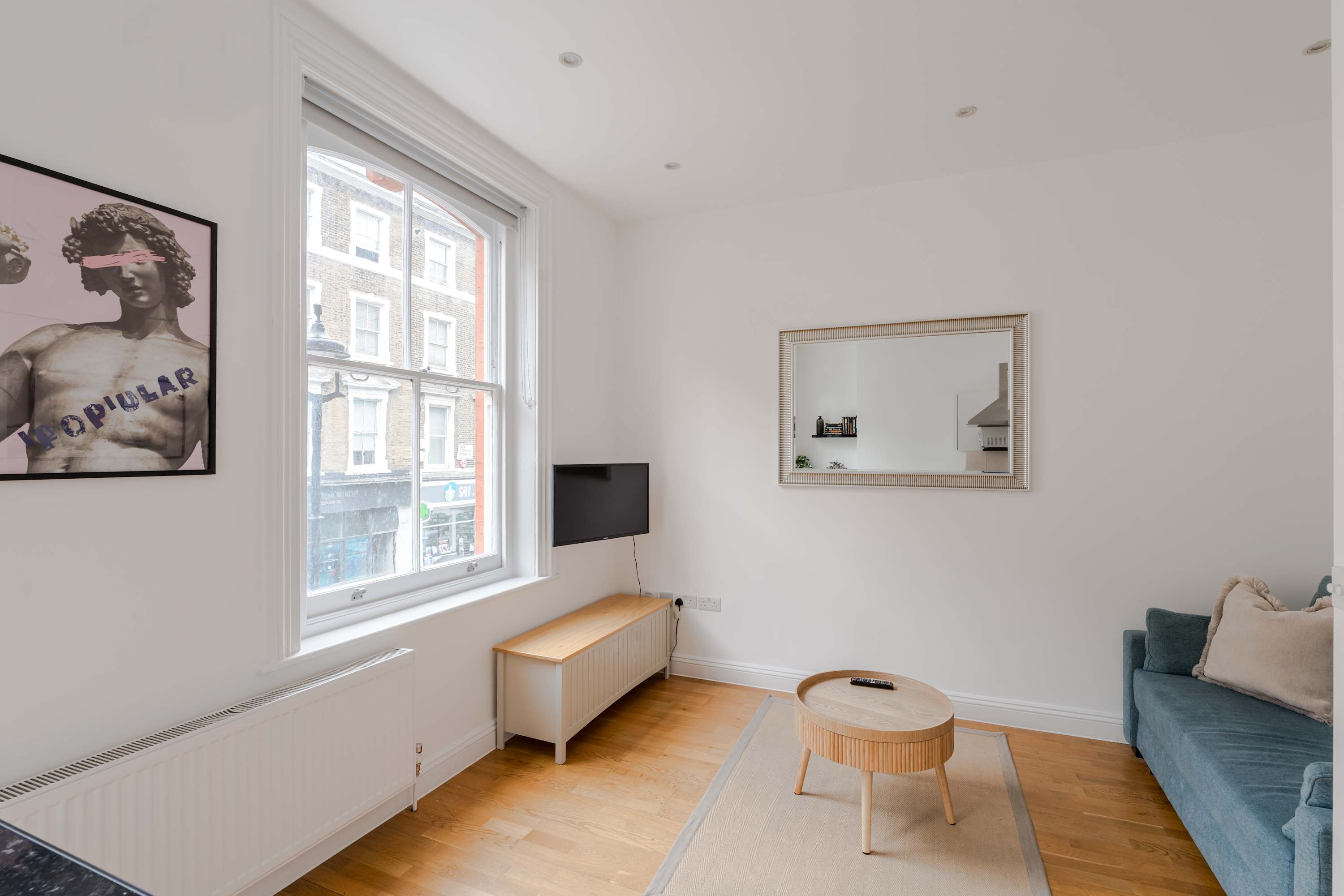 Central 1-bed Flat · by Oxford Circus · Sleeps 4 in Great Titchfield Street, 1 W1W 7PW - Property image 10 - VivreStays