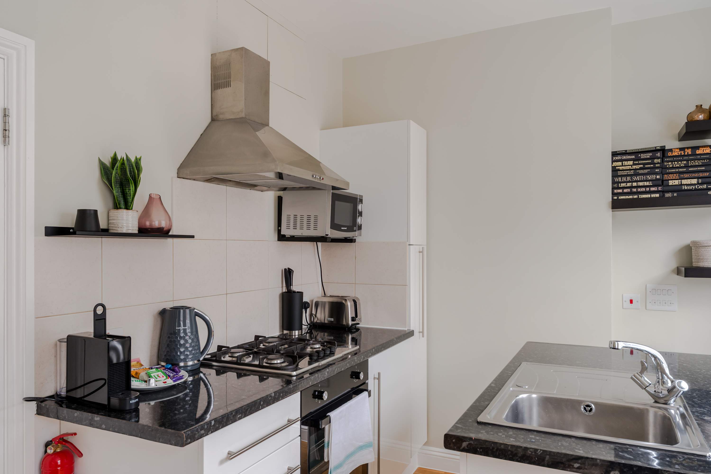 Fitzrovia 1-Bed Flat · Central London · Sleeps 4 in Great Titchfield Street, 2 W1W 7PW - Property image 14 - VivreStays