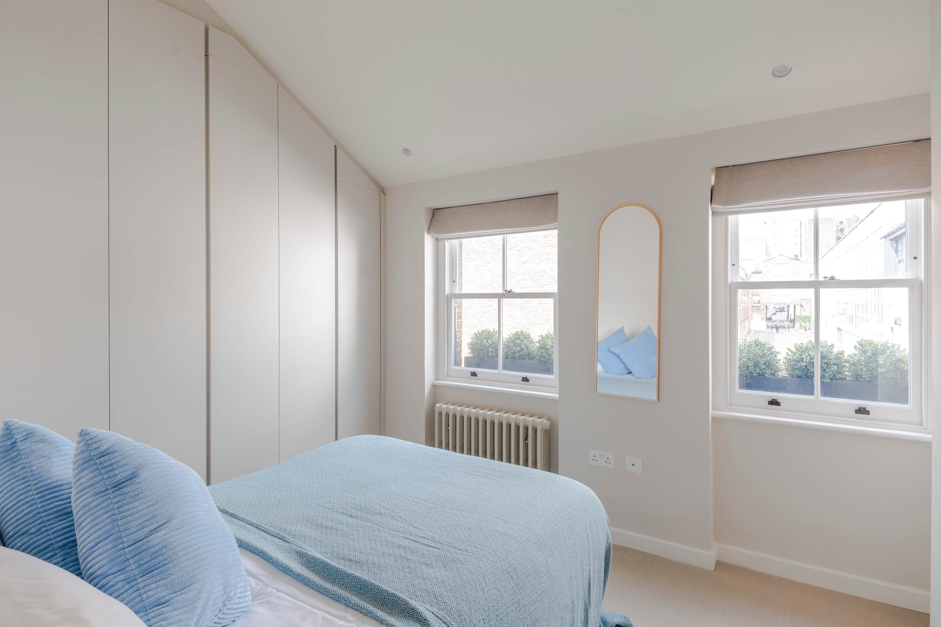 Marylebone Mews House · Regent's Park · Sleeps 6 in Huntsworth Mews, 5 NW1 - Property image 26 - VivreStays