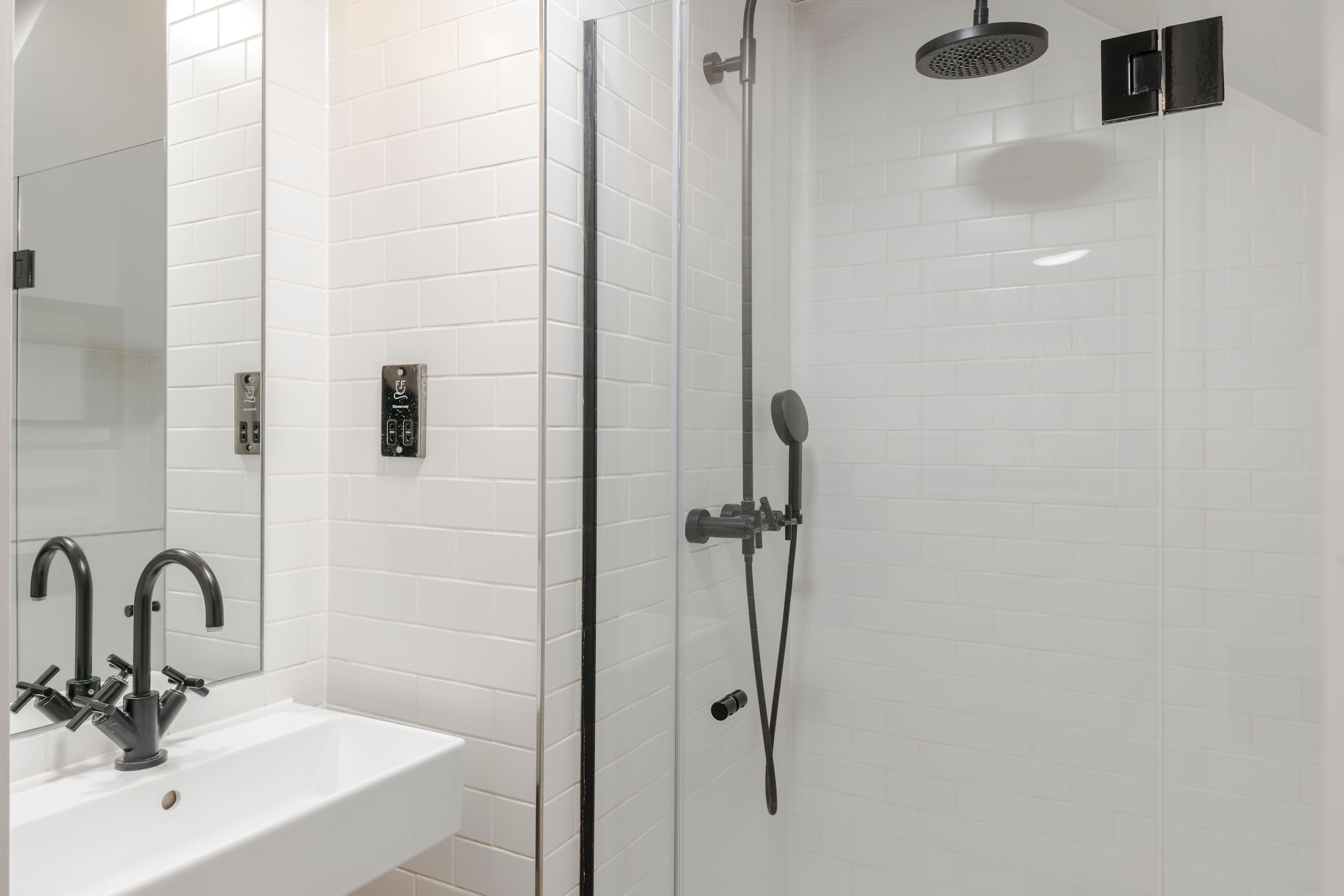 Covent Garden 1-Bed Flat · Piazza · Sleeps 4 in Long Acre, 1 WC2E 9LH - Property image 16 - VivreStays