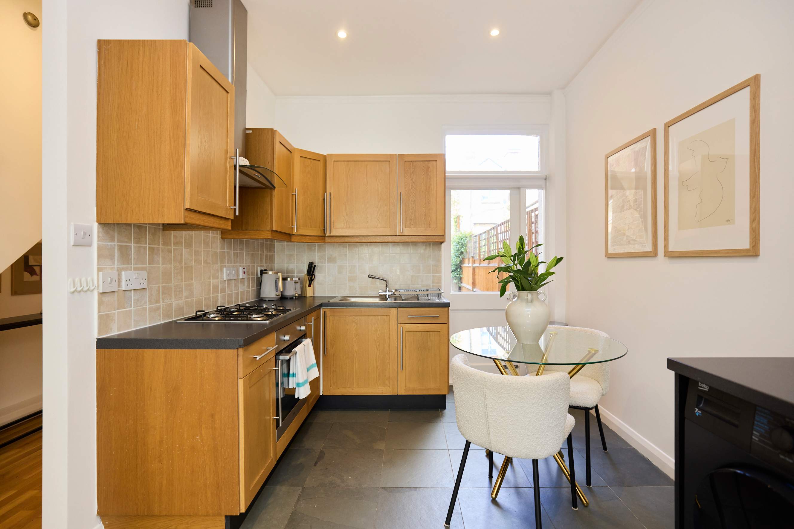 Sage Steps - Streatham Hill in Barcombe Avenue 69 SW2 3BG - Property image 10 - VivreStays