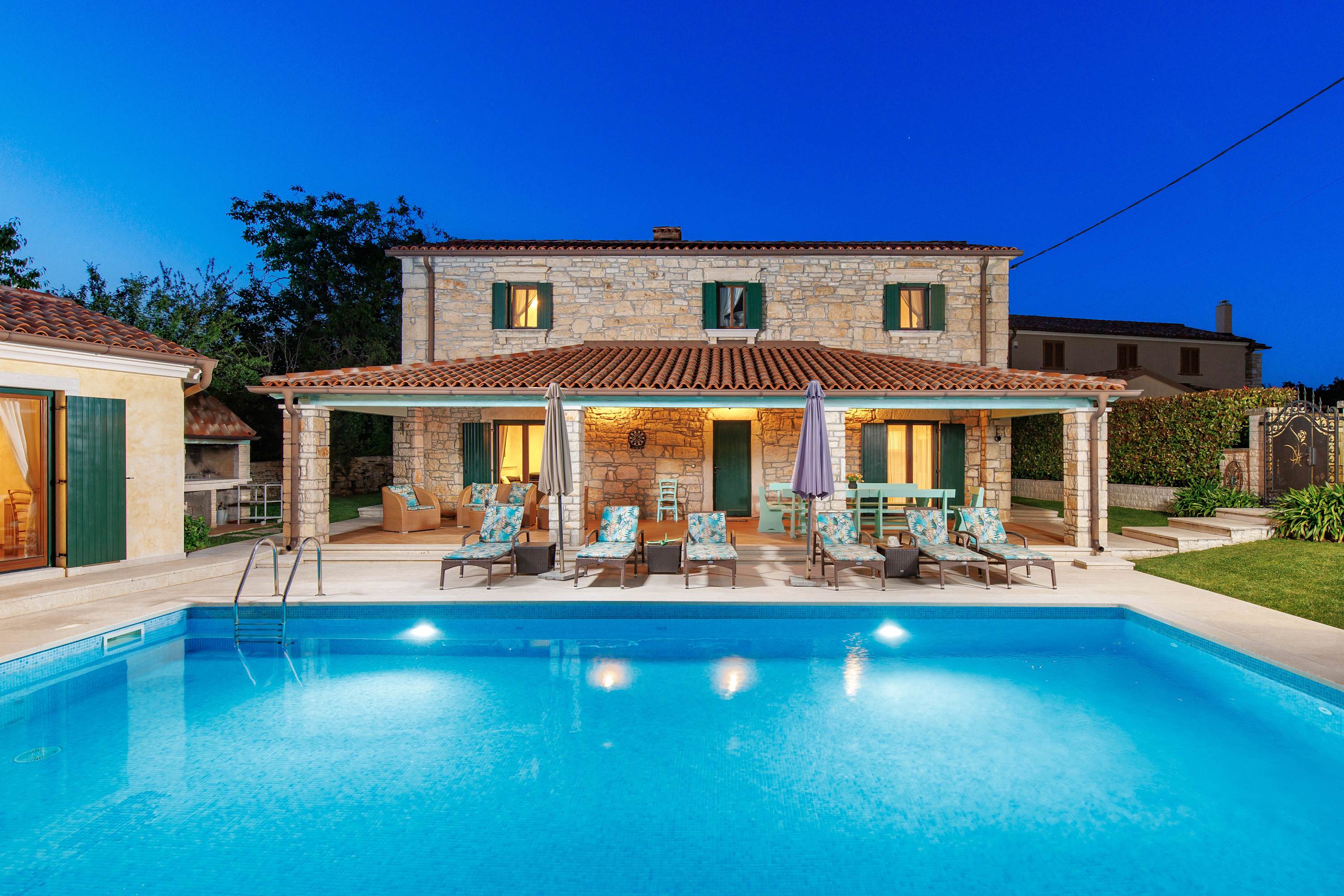 Countryside Villa "Romina" with private heated pool