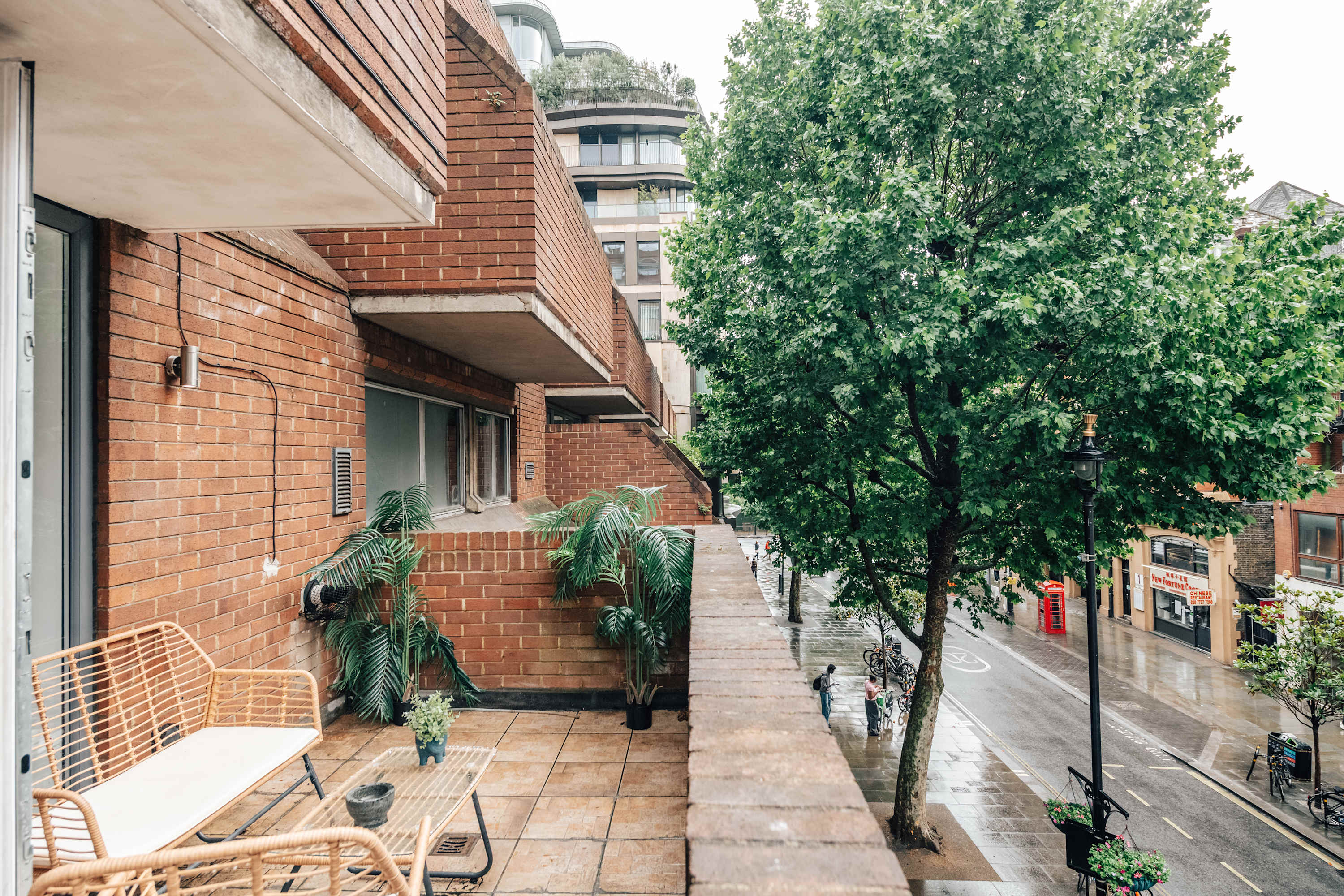 Kensington Gardens Flat w/ Balcony & Elevator in Queensway 24 W2 3RX - Property image 26 - VivreStays