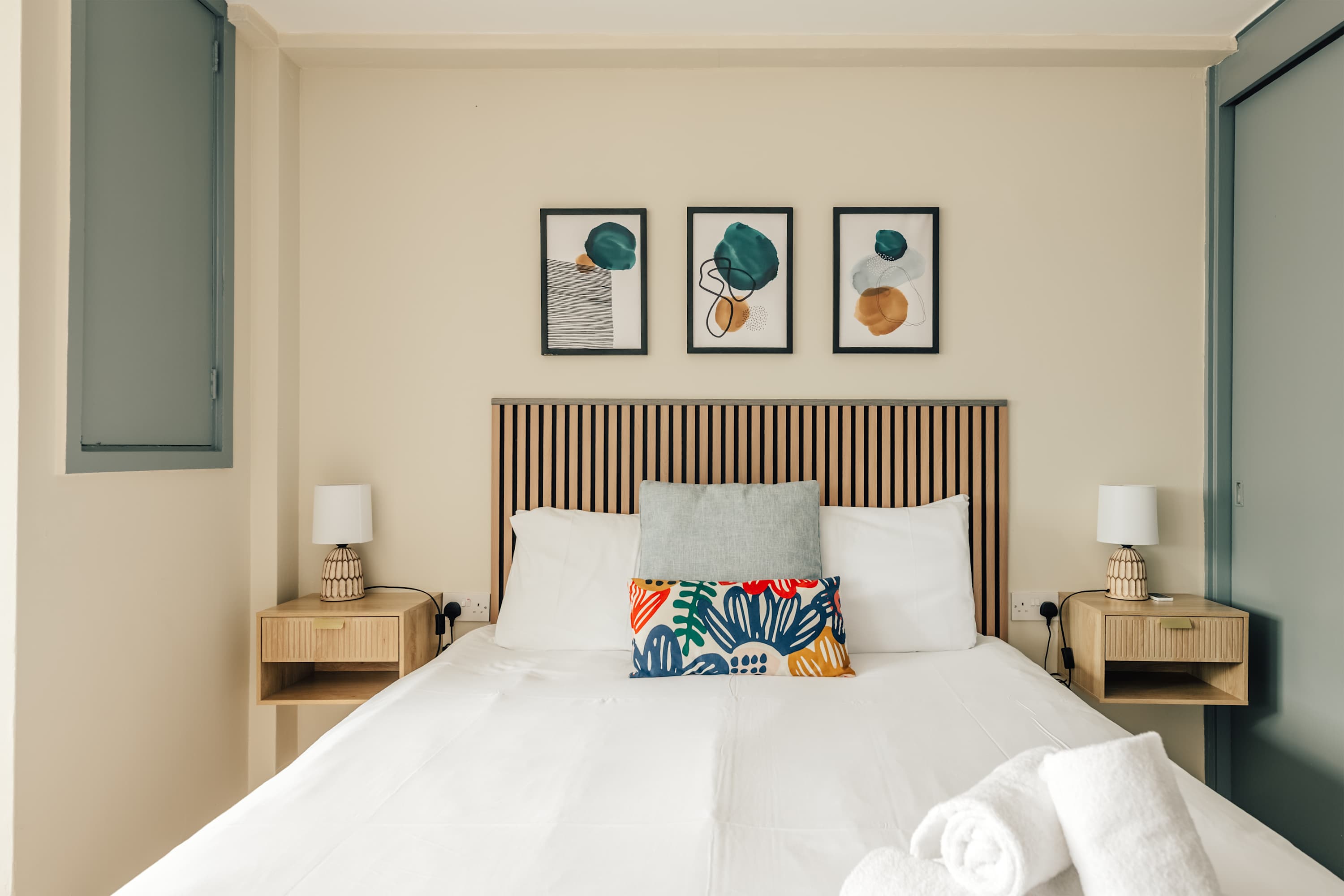 Kensington Gardens Flat w/ Balcony & Elevator in Queensway 24 W2 3RX - Property image 28 - VivreStays