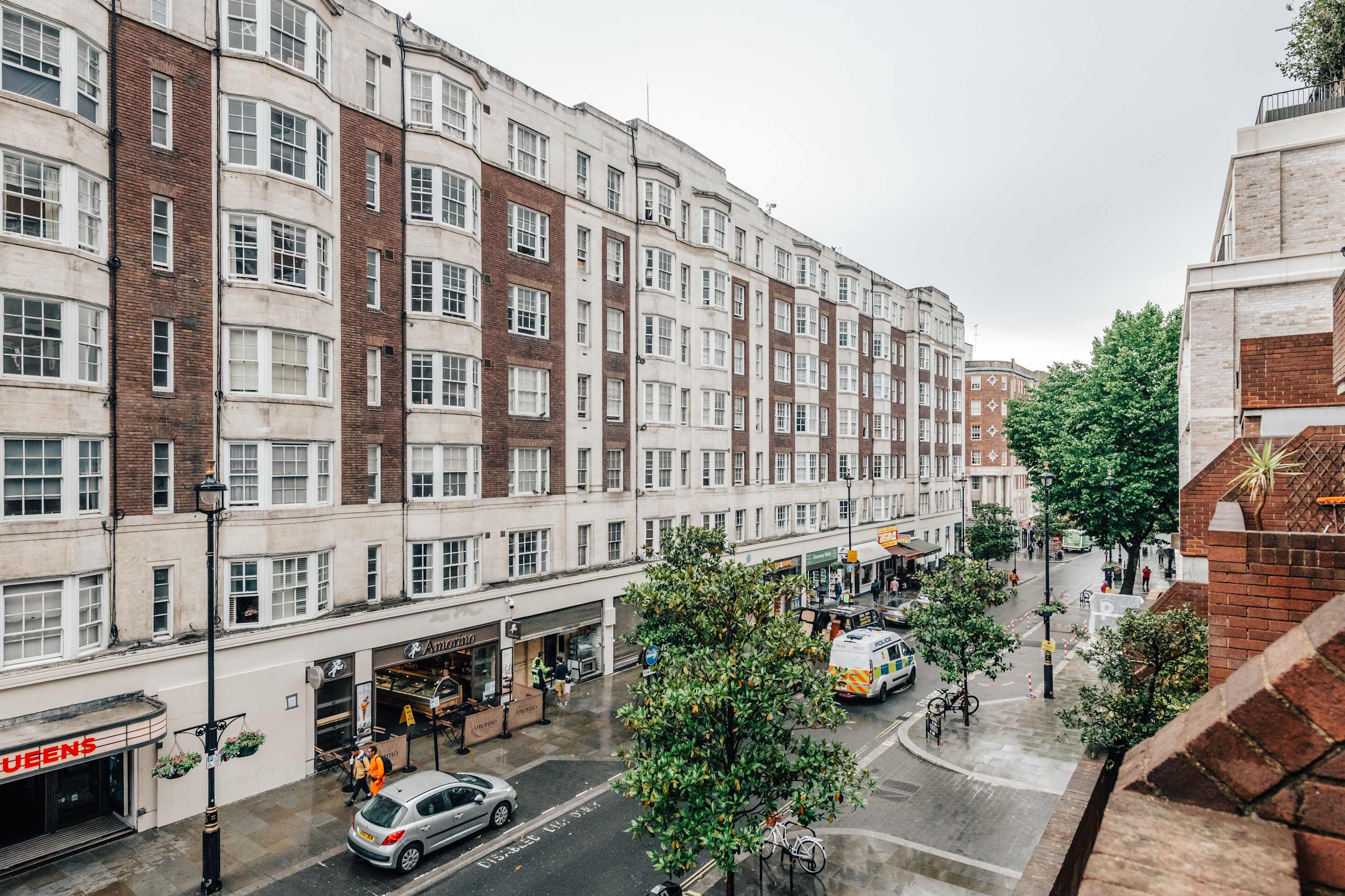 Kensington Gardens Flat w/ Balcony & Elevator in Queensway 24 W2 3RX - Property image 29 - VivreStays