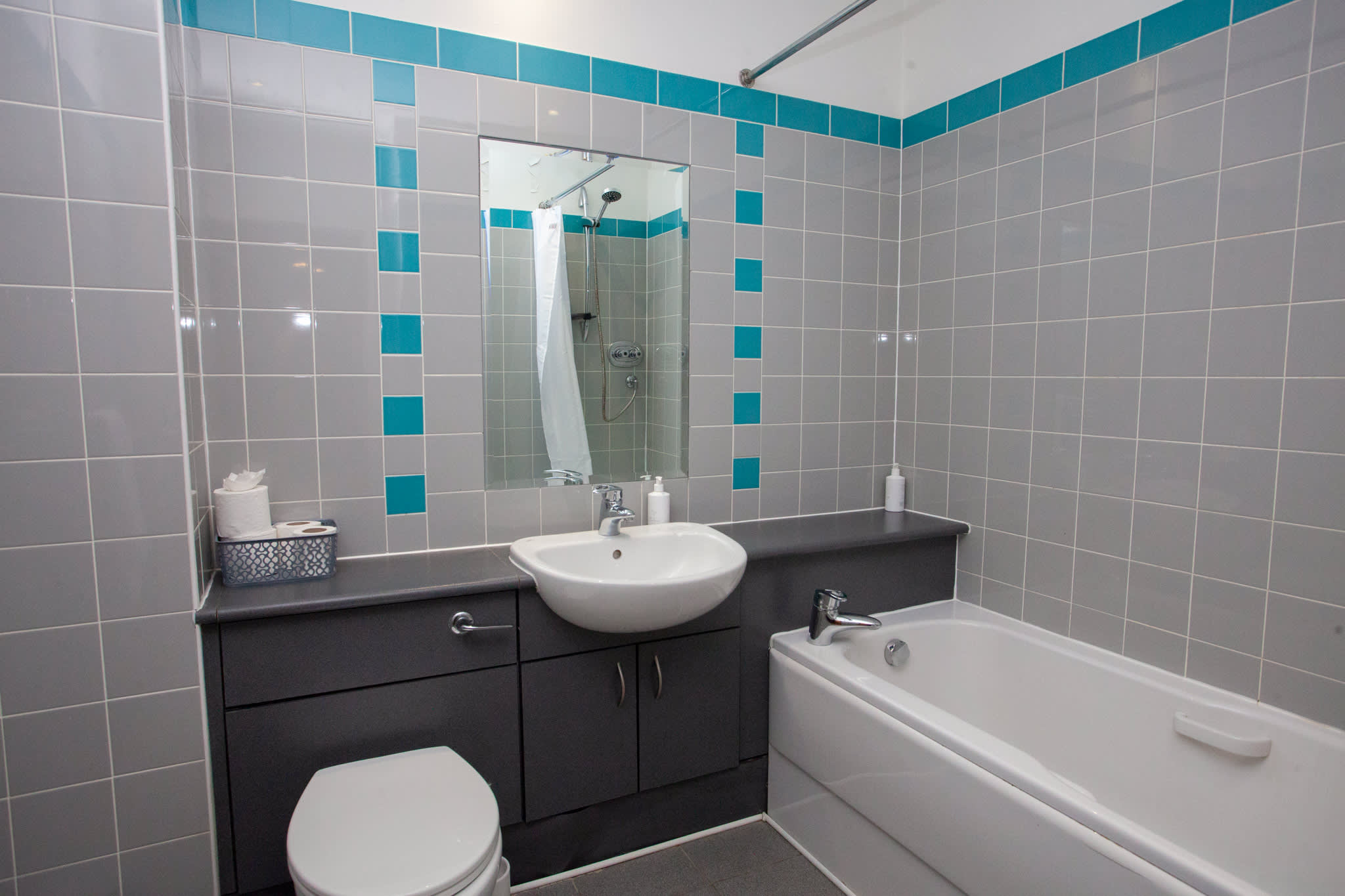 Stunning City Centre Duplex in Renfrew Chambers, 136 Renfield Street G2 3AU - Property image 7 - VivreStays