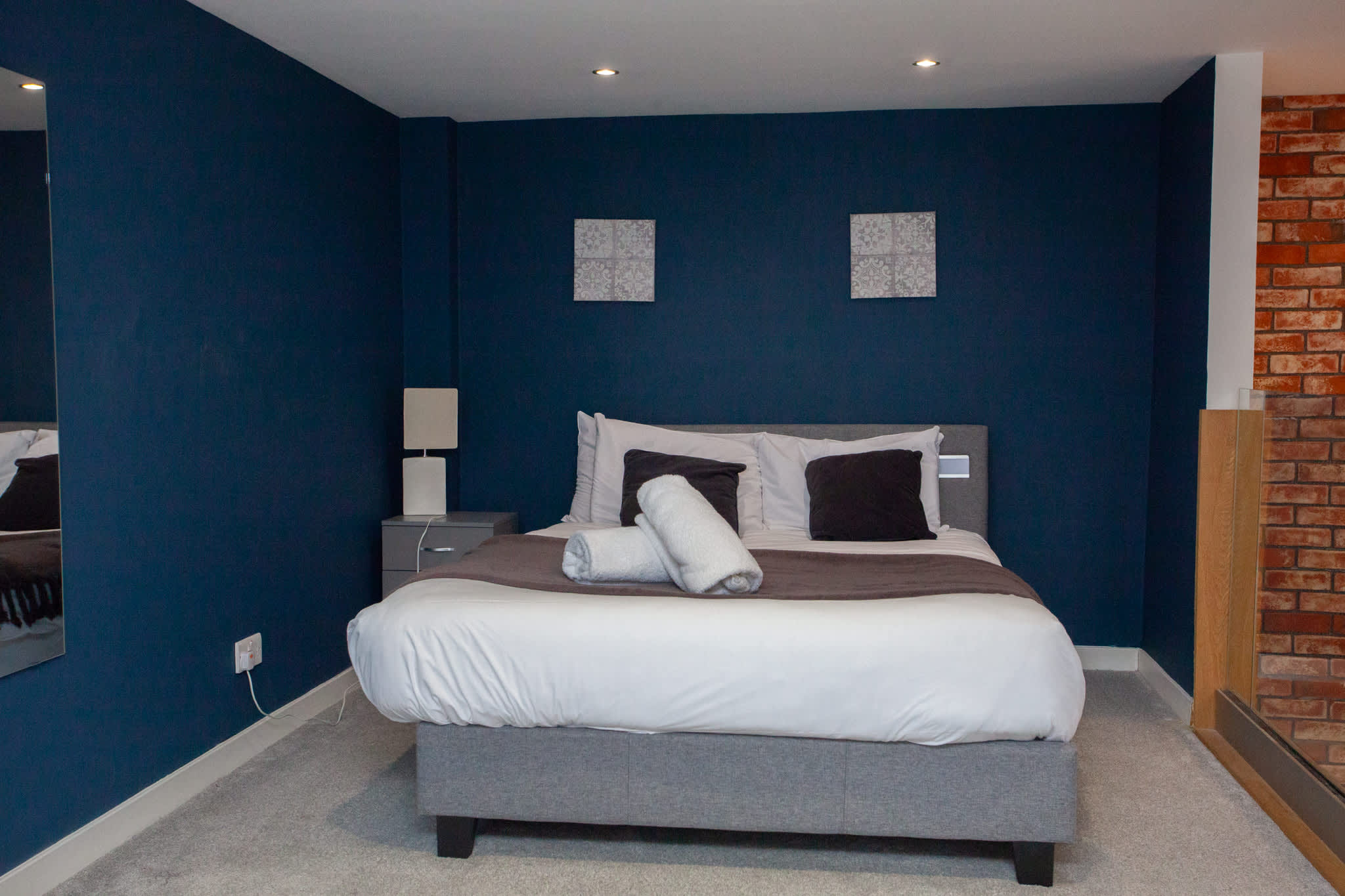 Stunning City Centre Duplex in Renfrew Chambers, 136 Renfield Street G2 3AU - Property image 8 - VivreStays