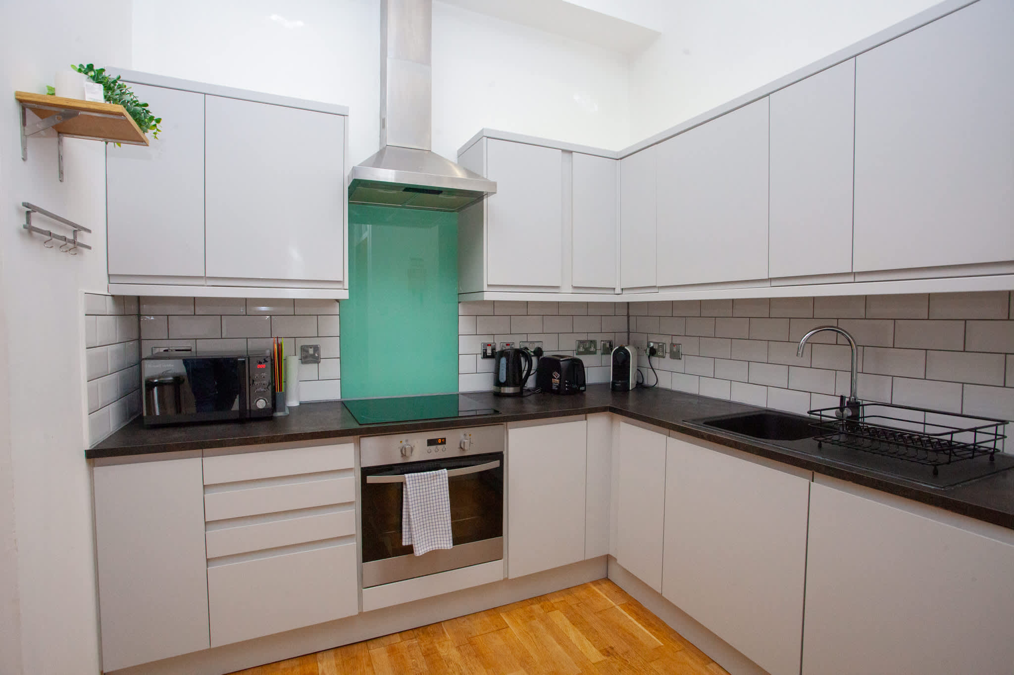 Stunning City Centre Duplex in Renfrew Chambers, 136 Renfield Street G2 3AU - Property image 14 - VivreStays